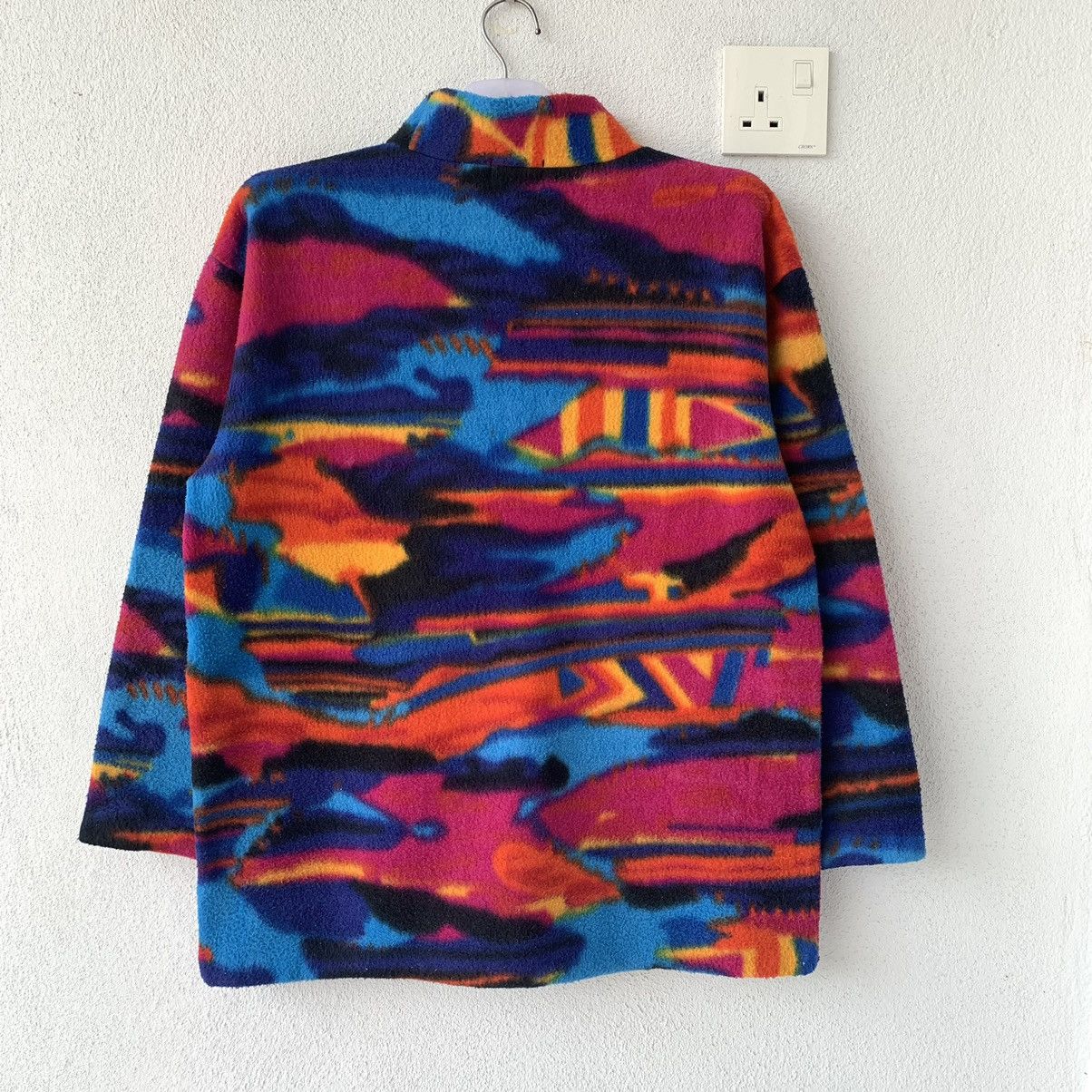 Japanese Brand SKUALEWIS fleece turtleneck sweater multicolor design.. Size US S / EU 44-46 / 1 - 7 Thumbnail