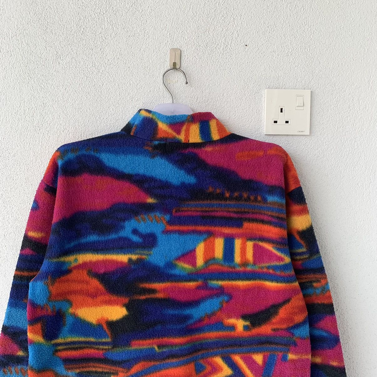 Japanese Brand SKUALEWIS fleece turtleneck sweater multicolor design.. Size US S / EU 44-46 / 1 - 8 Thumbnail