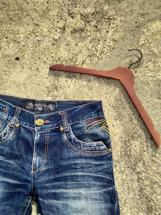 Japanese Brand RED PEPPER EMBROIDERY DENIM Size US 33 - 2 Thumbnail