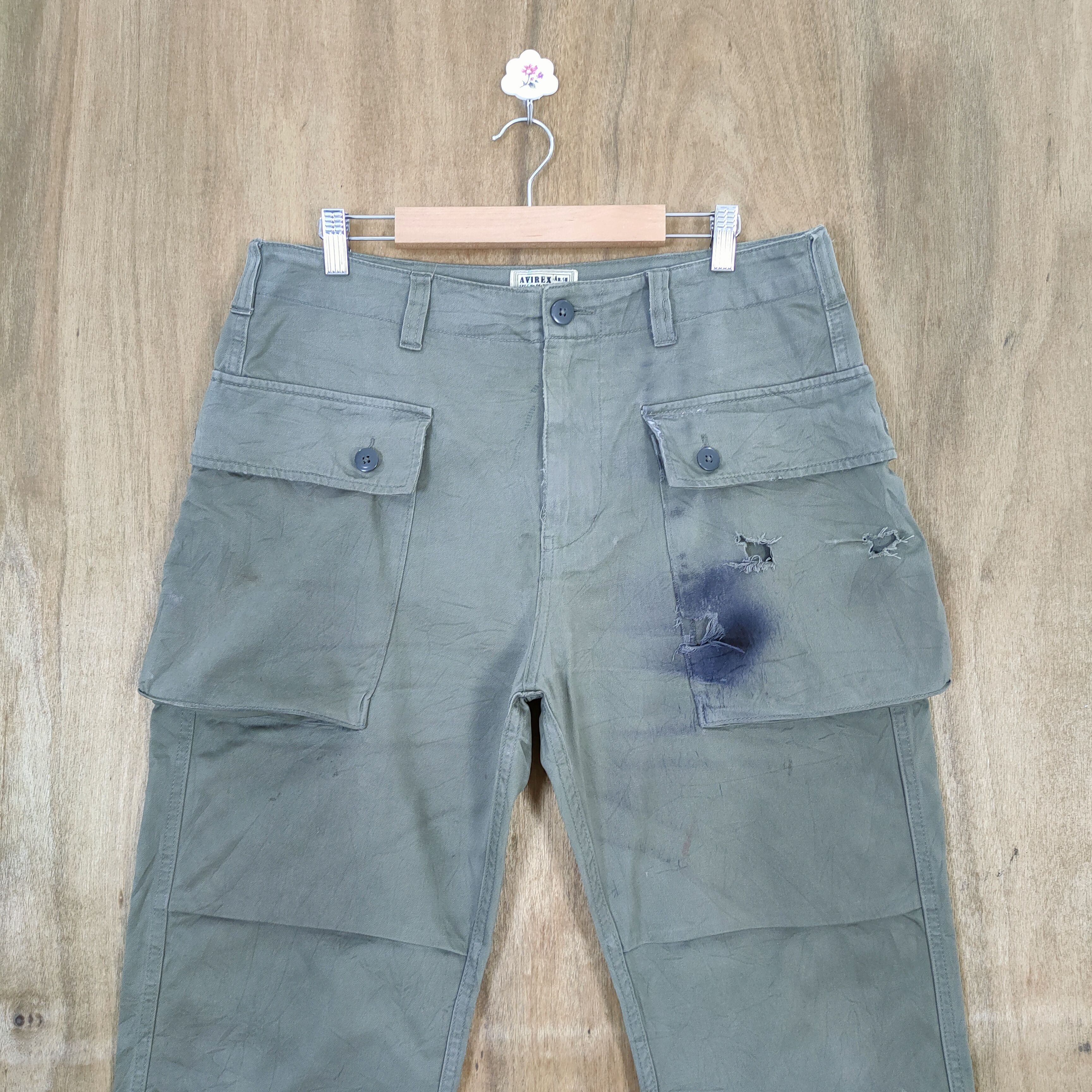 Avirex VINTAGE AVIREX DISTRESSED CARGO PANTS Size US 34 / EU 50 - 2 Thumbnail
