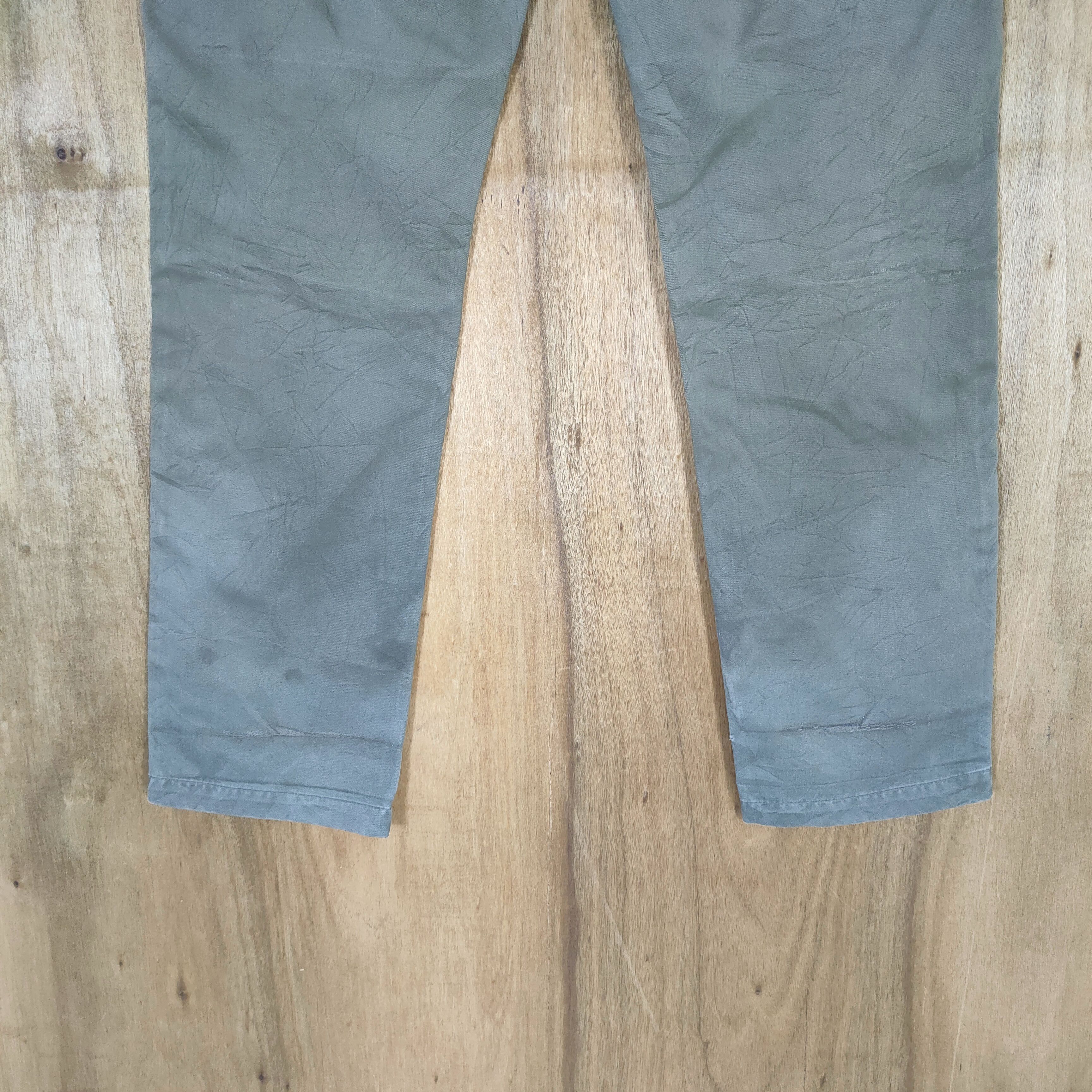 Avirex VINTAGE AVIREX DISTRESSED CARGO PANTS Size US 34 / EU 50 - 9 Thumbnail