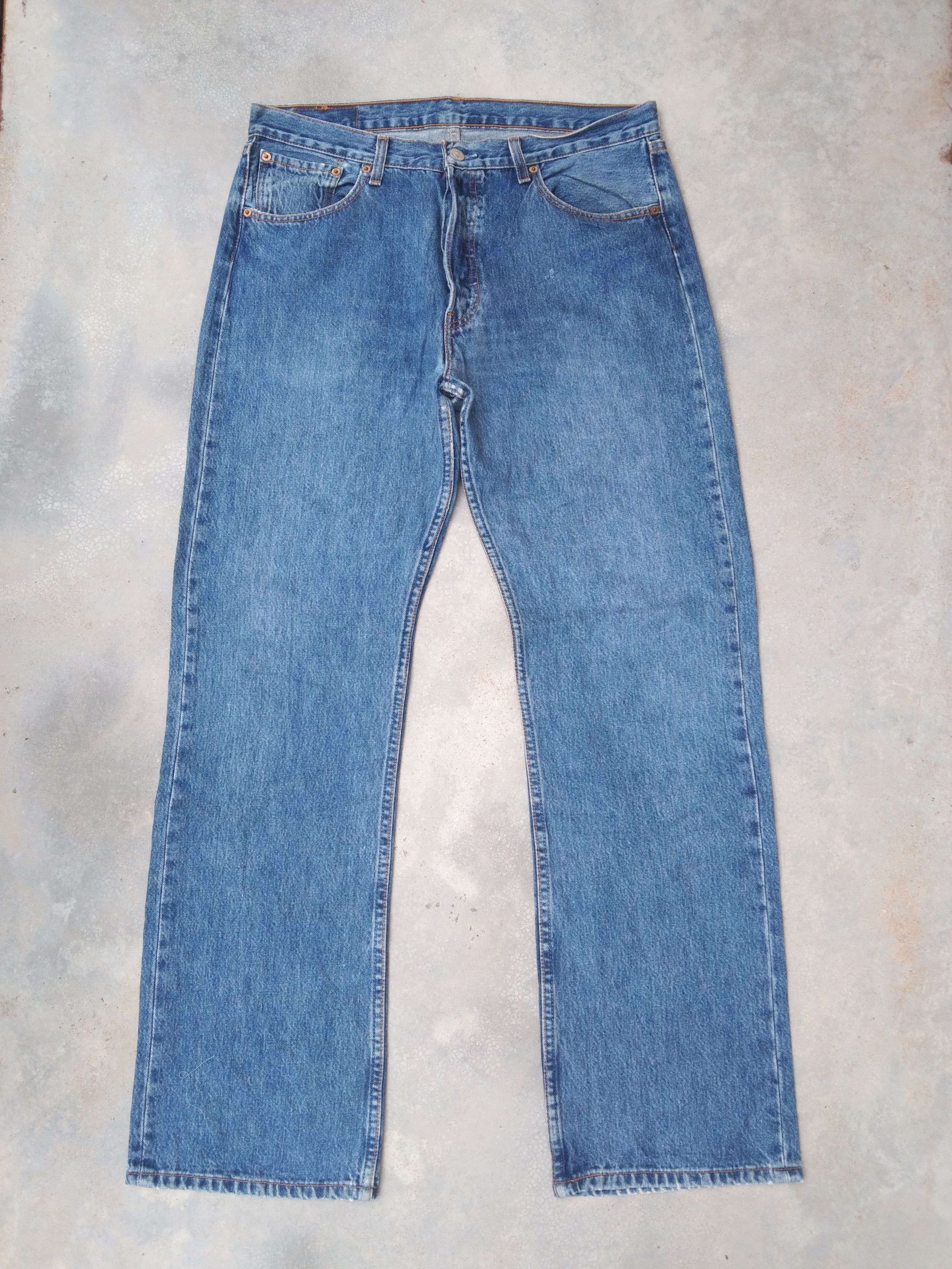 Levi's Vintage Levi's 501 Straight Leg Jeans 34x32 Size US 34 / EU 50 - 1 Thumbnail