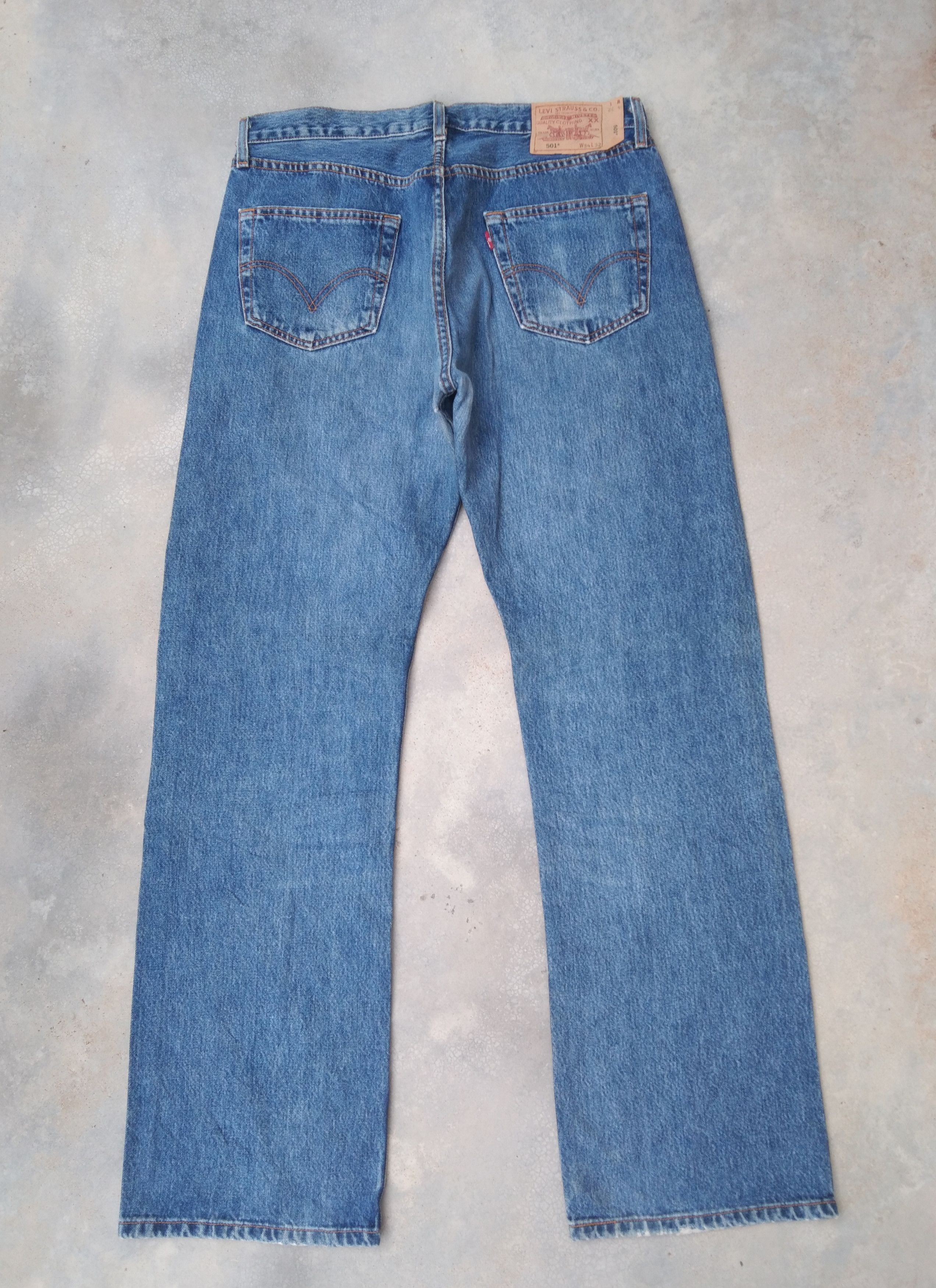 Levi's Vintage Levi's 501 Straight Leg Jeans 34x32 Size US 34 / EU 50 - 2 Thumbnail