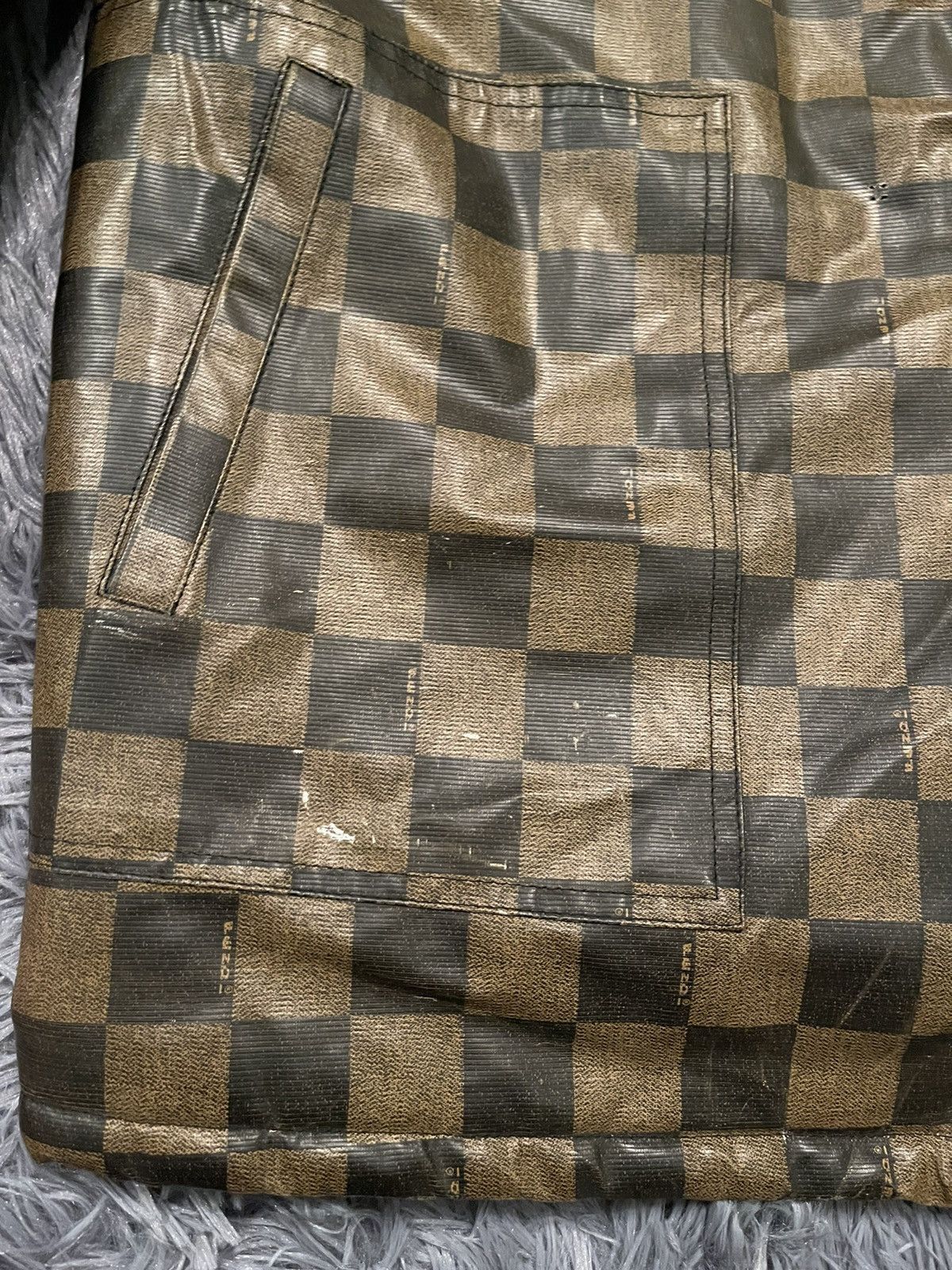 Fendi × Vintage Fendi vintage monogram multilogo fur coat Size L / US 10 / IT 46 - 7 Thumbnail