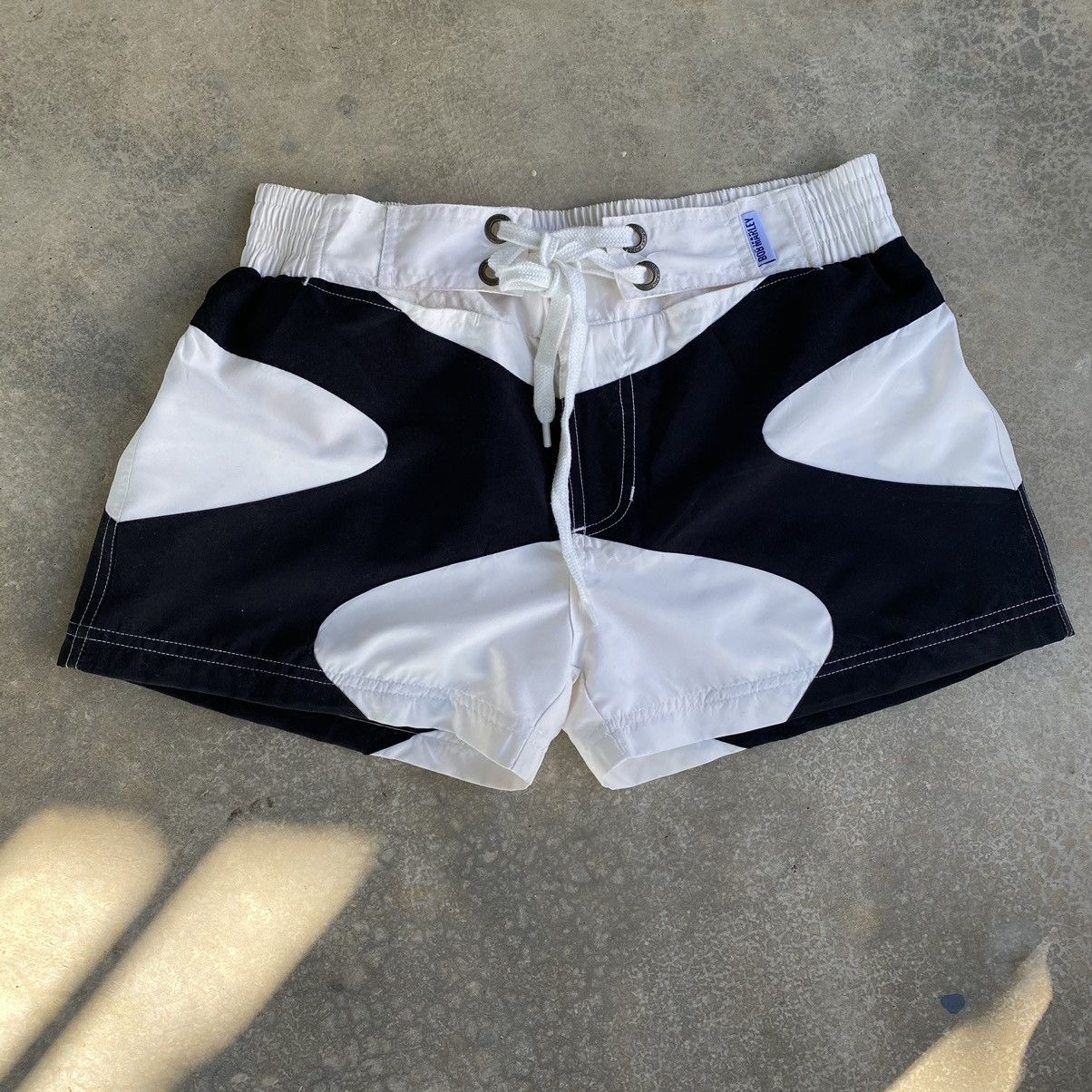 Japanese Brand × Vintage Bob Marley Swimming Shorts Pants Size US 29 - 1 Thumbnail