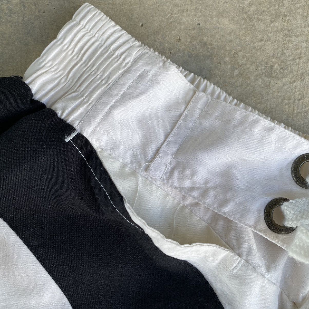Japanese Brand × Vintage Bob Marley Swimming Shorts Pants Size US 29 - 5 Thumbnail