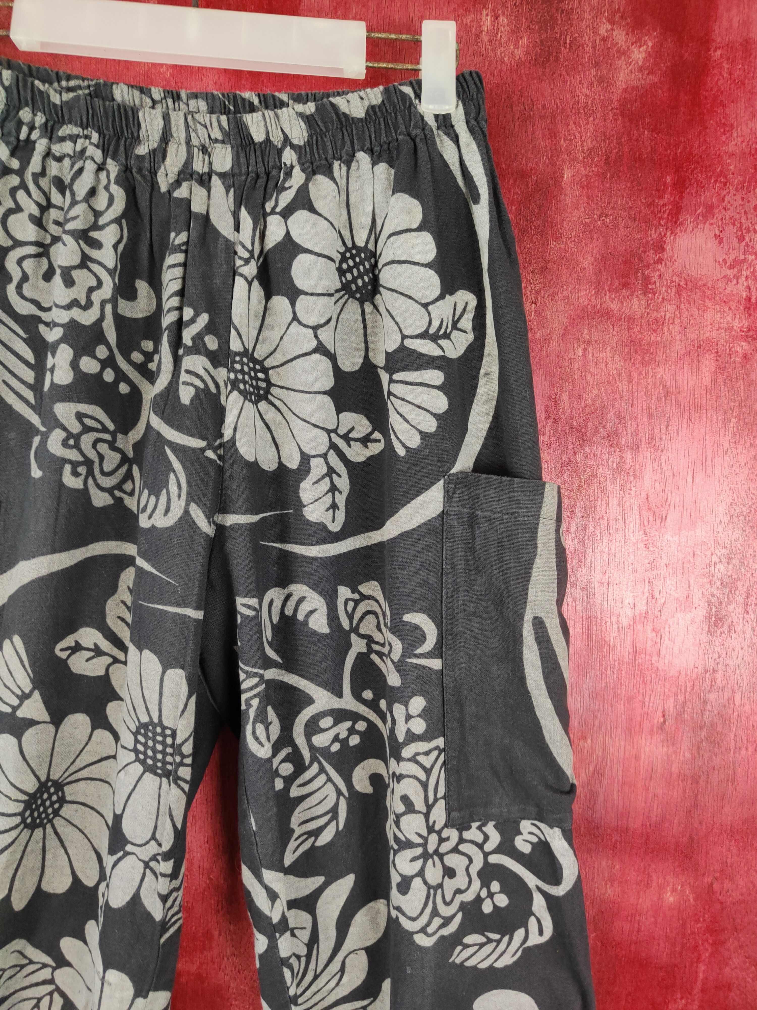 Japanese Brand Japanese Brand art flower black/gray pant #S349 Size US 26 / EU 42 - 4 Thumbnail