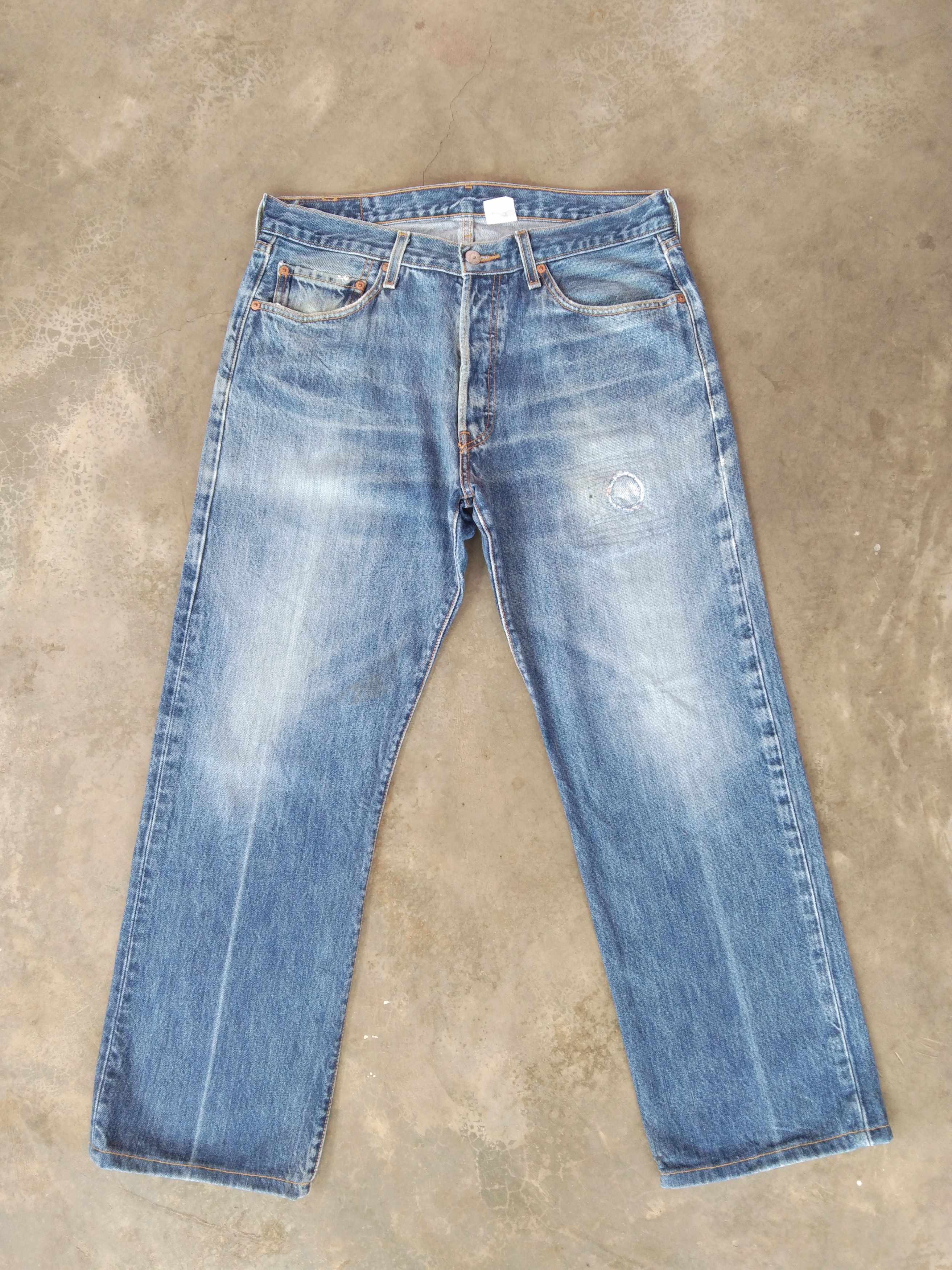 Vintage Vintage Levi's 501 Distressed Jeans 34x28 | Grailed