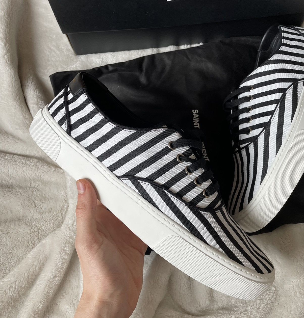 Saint Laurent Paris Saint Laurent Low Sneakers Size US 12 / EU 45 - 2 Thumbnail