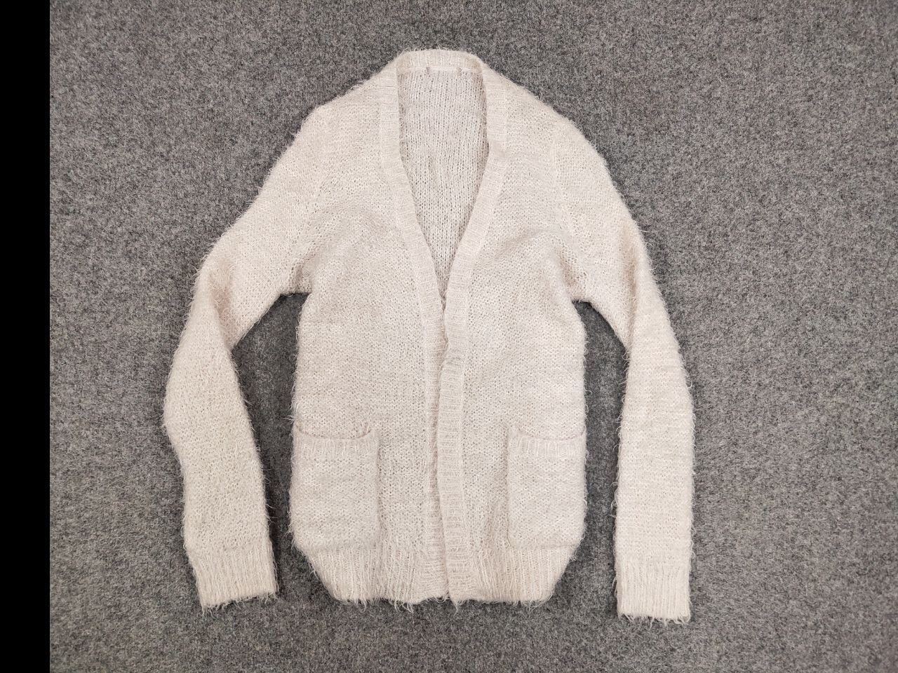 Japanese Brand Rare Vintage Japanese Cardigan Mohair Style Fuzzy Sweater Size US S / EU 44-46 / 1 - 12 Thumbnail