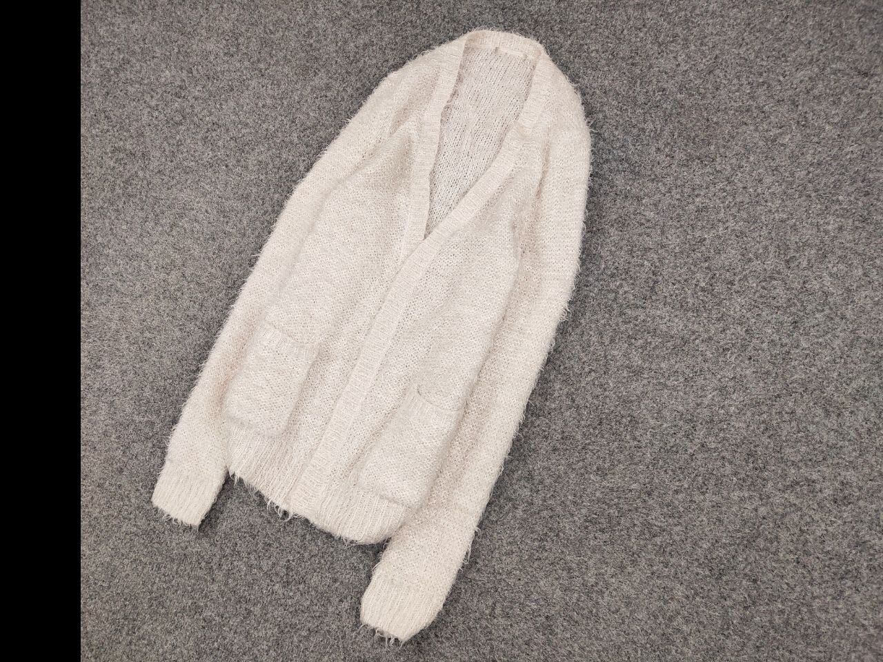 Japanese Brand Rare Vintage Japanese Cardigan Mohair Style Fuzzy Sweater Size US S / EU 44-46 / 1 - 2 Thumbnail