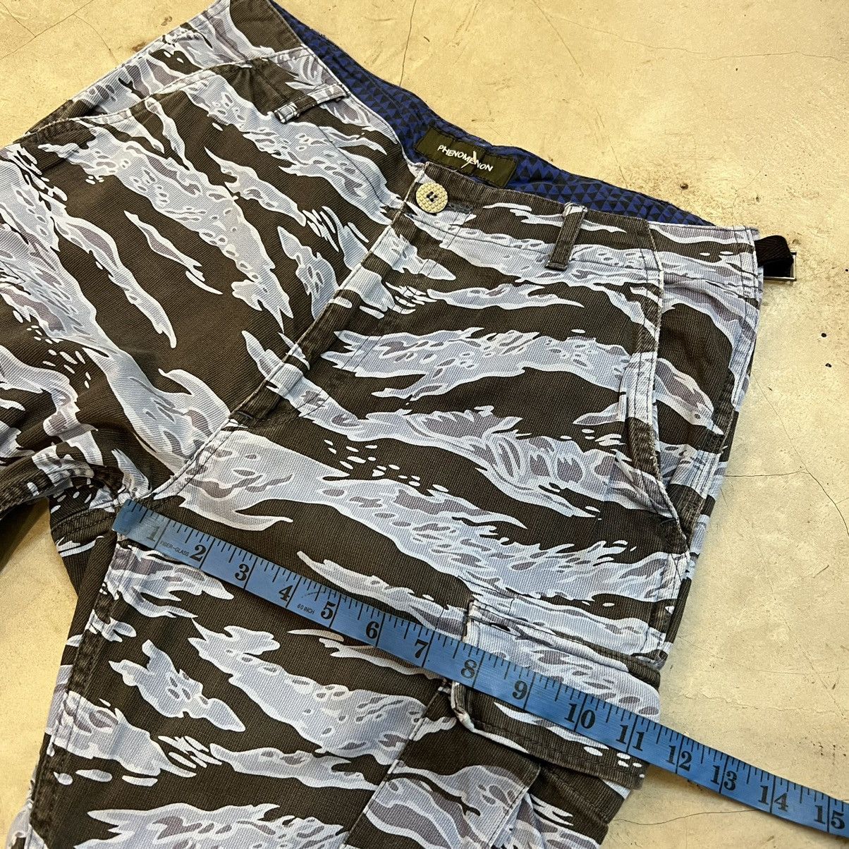 PHENOMENON SS2011 Phenomenon Blue Tigerstripe Pants Size US 31 - 11 Thumbnail