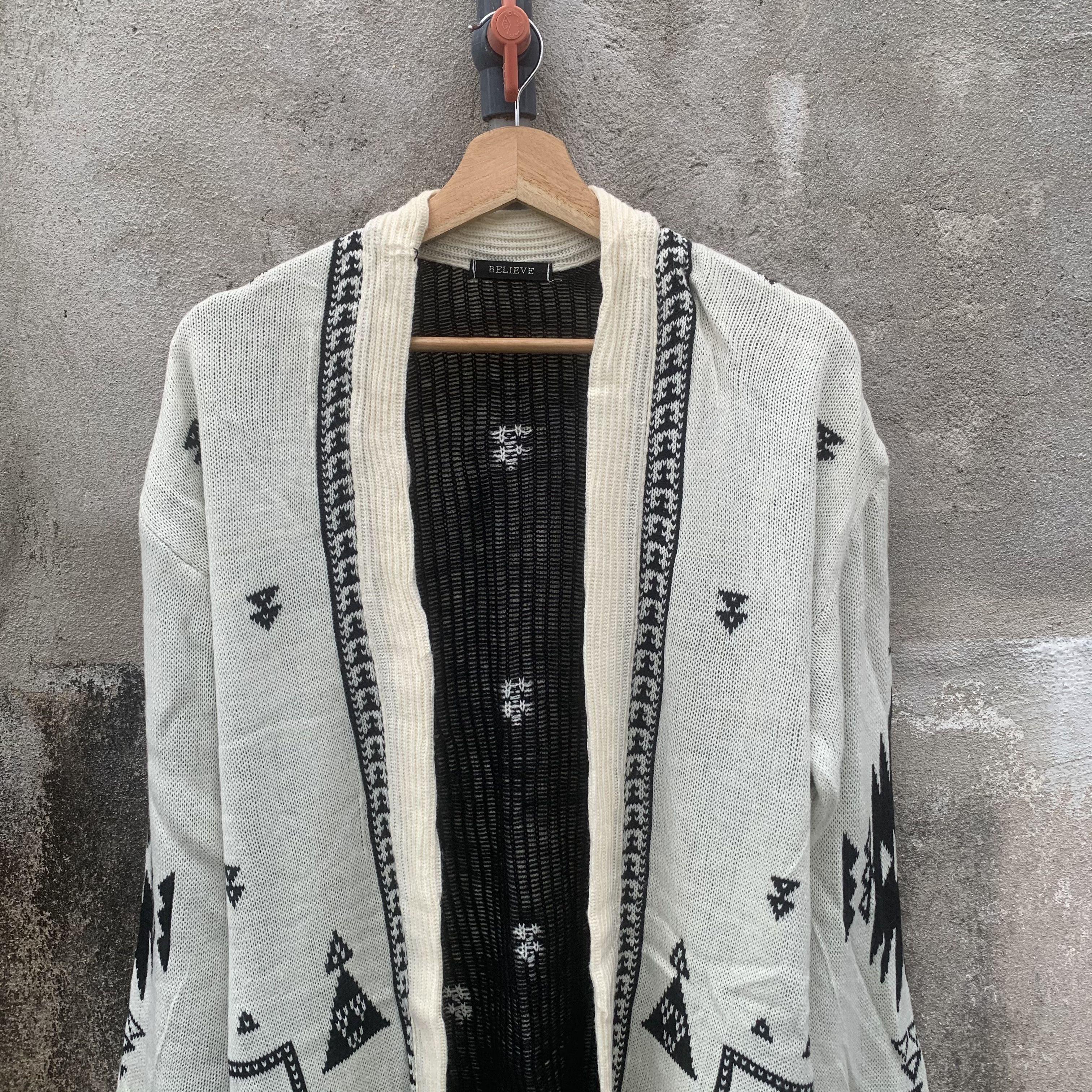 Japanese Brand Aztec Native Japanese Vintage Cardigan Knit Navajo Style Size US M / EU 48-50 / 2 - 2 Thumbnail
