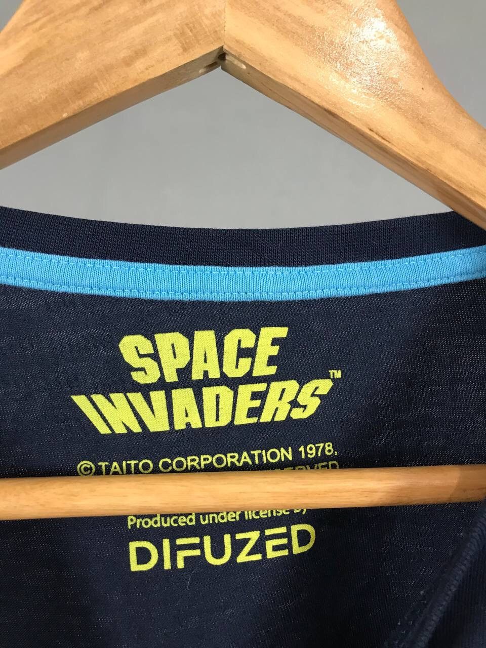 The Game Space Invaders Game Comics Tee Size US L / EU 52-54 / 3 - 4 Thumbnail