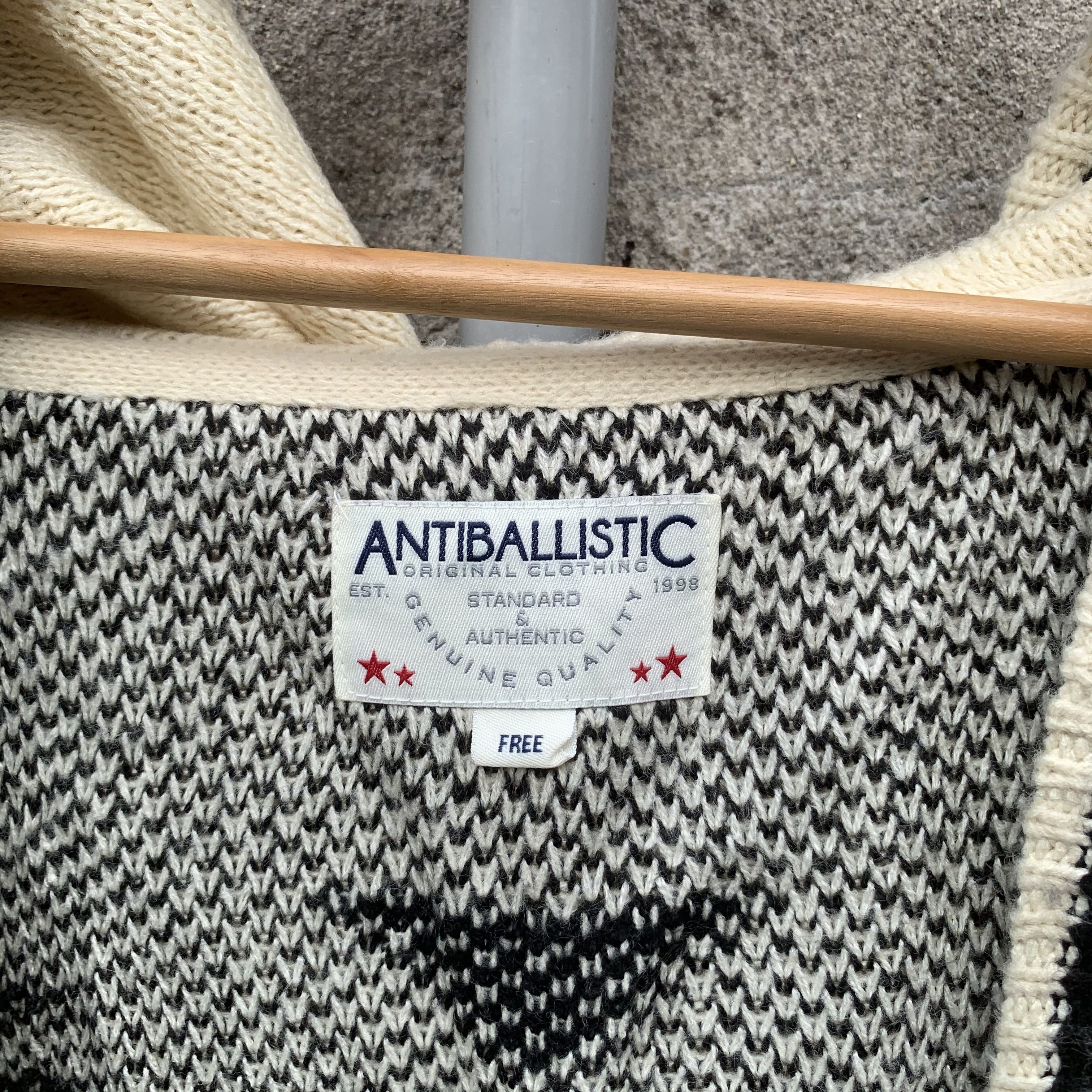 Aztech Mountain ANTIBLASTIC JAPAN Knit Aztec Navajo Cardigan Hood Sweater Size US L / EU 52-54 / 3 - 7 Thumbnail