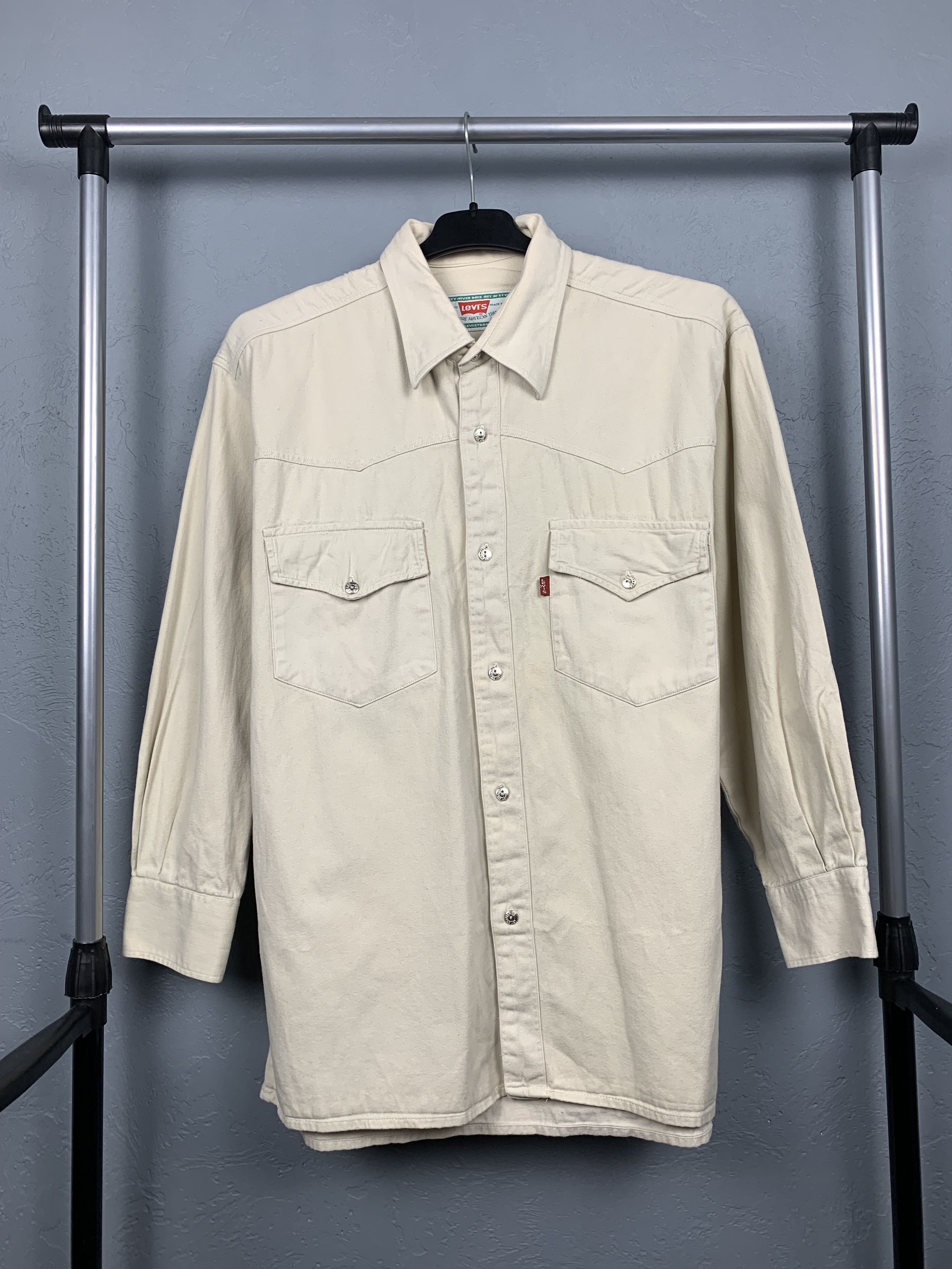 Levi's Levis Vintage Beige Denim Shirt Size US M / EU 48-50 / 2 - 1 Thumbnail