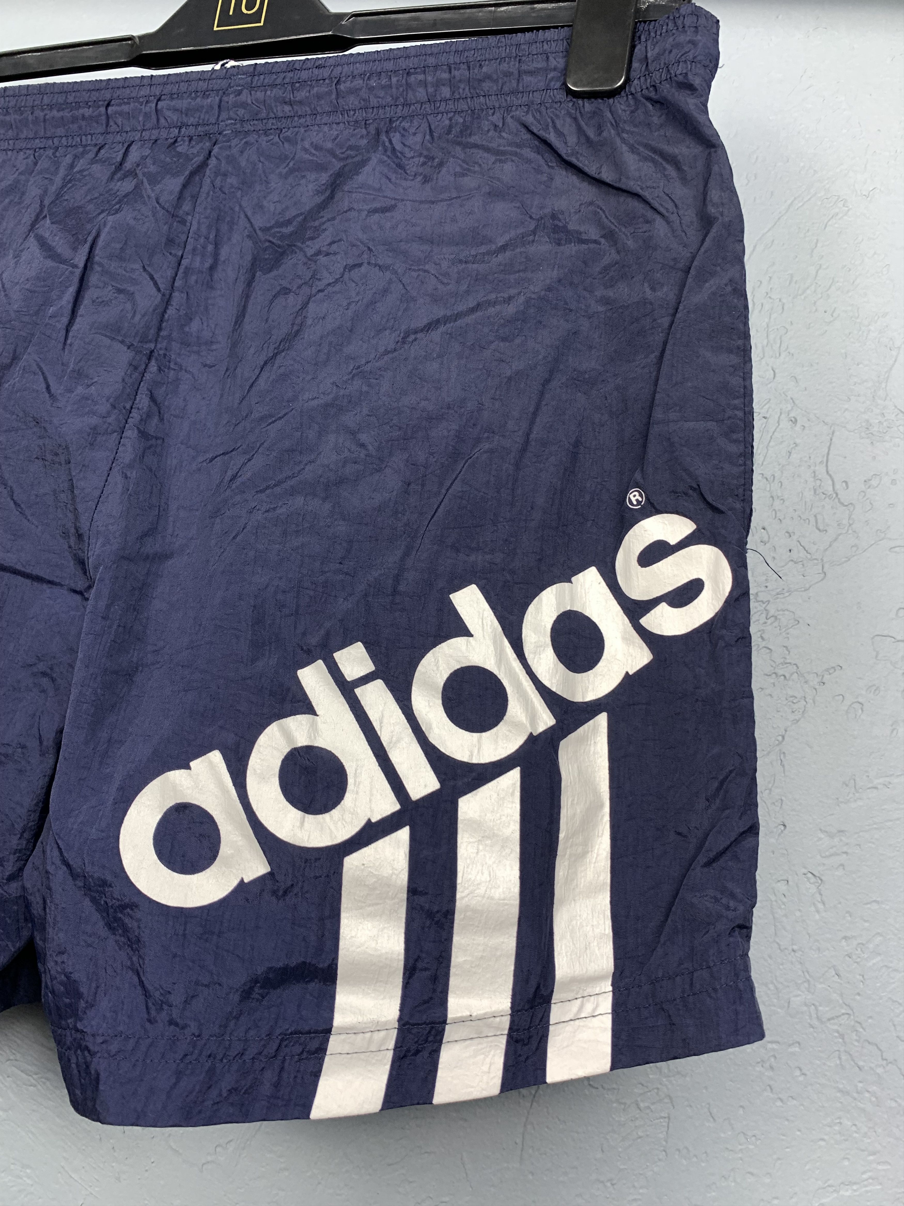 Adidas × Vintage Adidas Vintage Mens Nylon Shorts Y2K Size US 34 / EU 50 - 2 Thumbnail