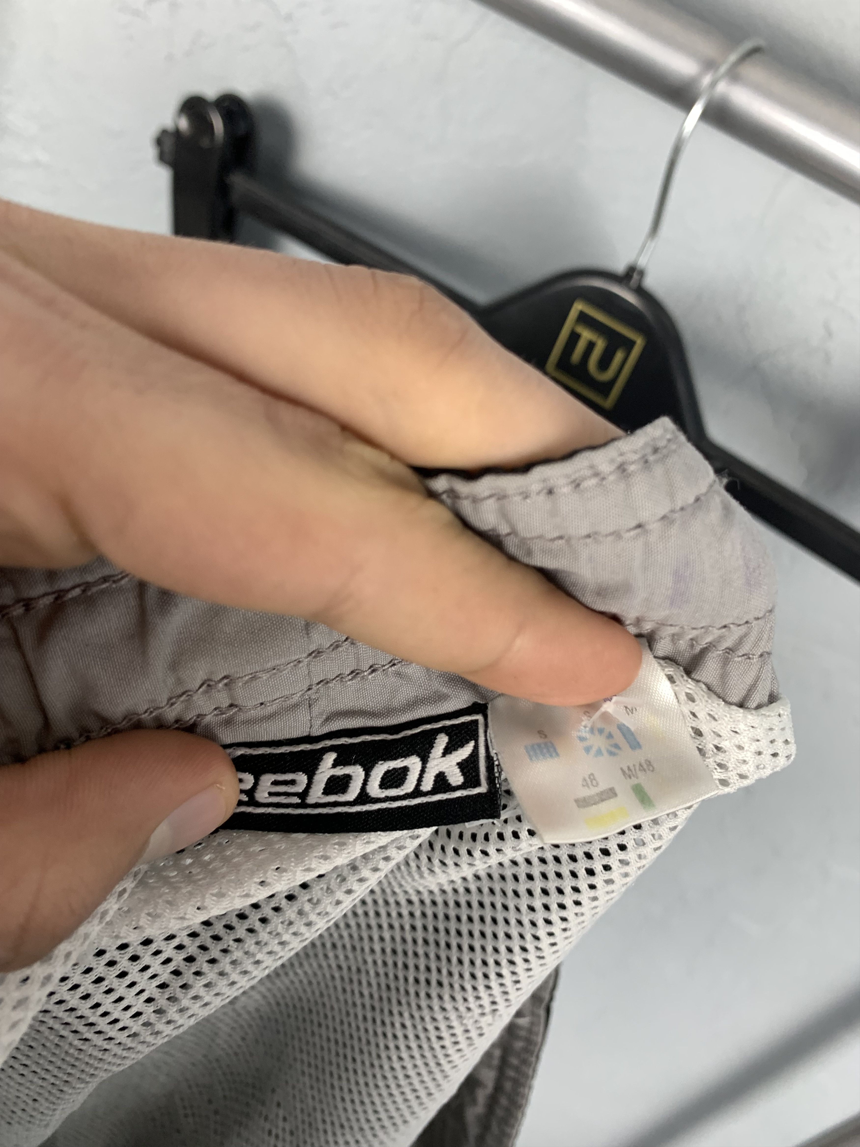 Reebok × Vintage Vintage Reebok Mens Nylon Shorts Y2K Size US 32 / EU 48 - 7 Thumbnail