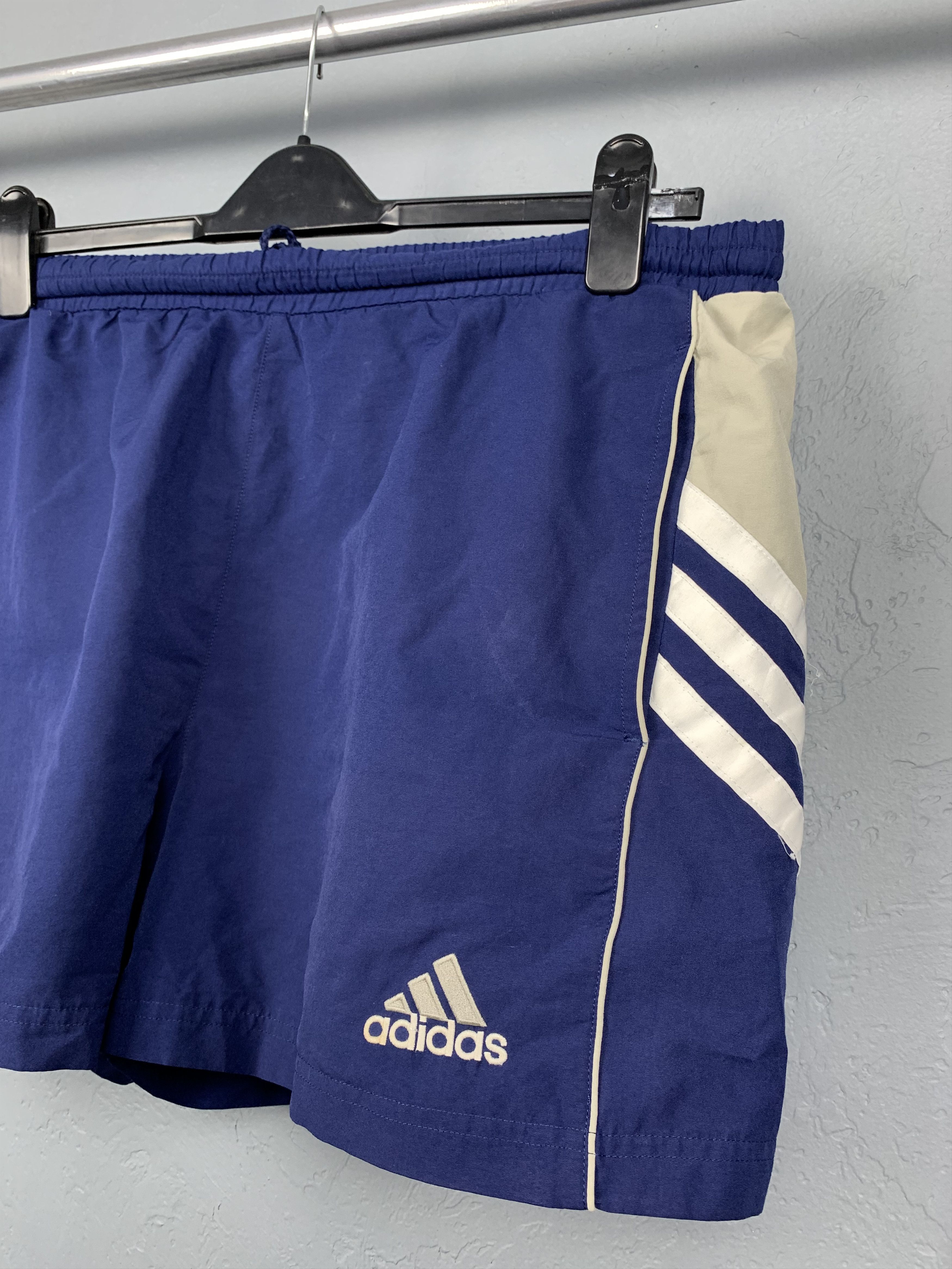 Adidas × Vintage Adidas 90s Vintage Mens Shorts Size US 34 / EU 50 - 2 Thumbnail