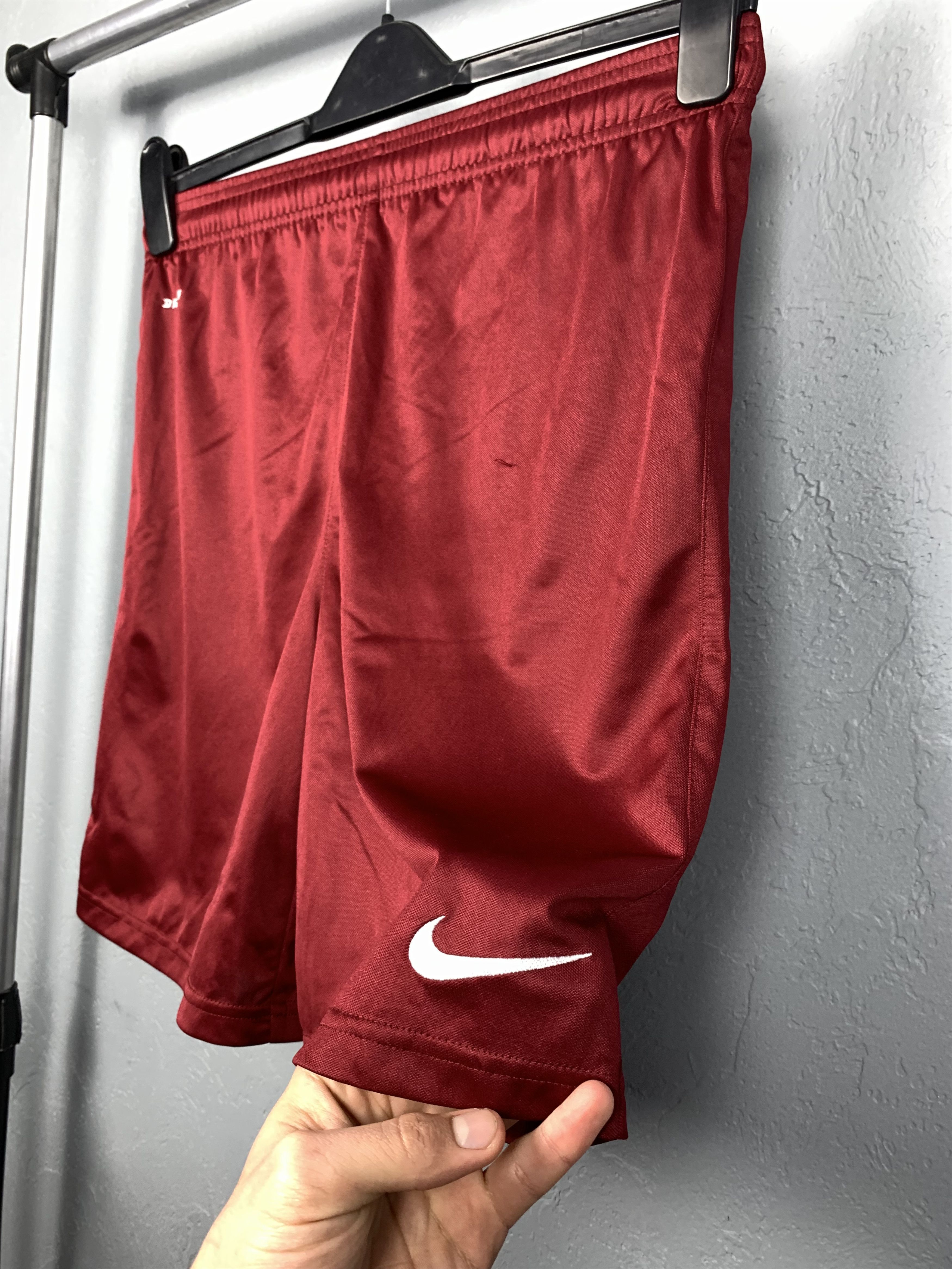 Nike × Vintage Vintage Nike Mens Shorts Dri Fit Y2K Size US 30 / EU 46 - 2 Thumbnail