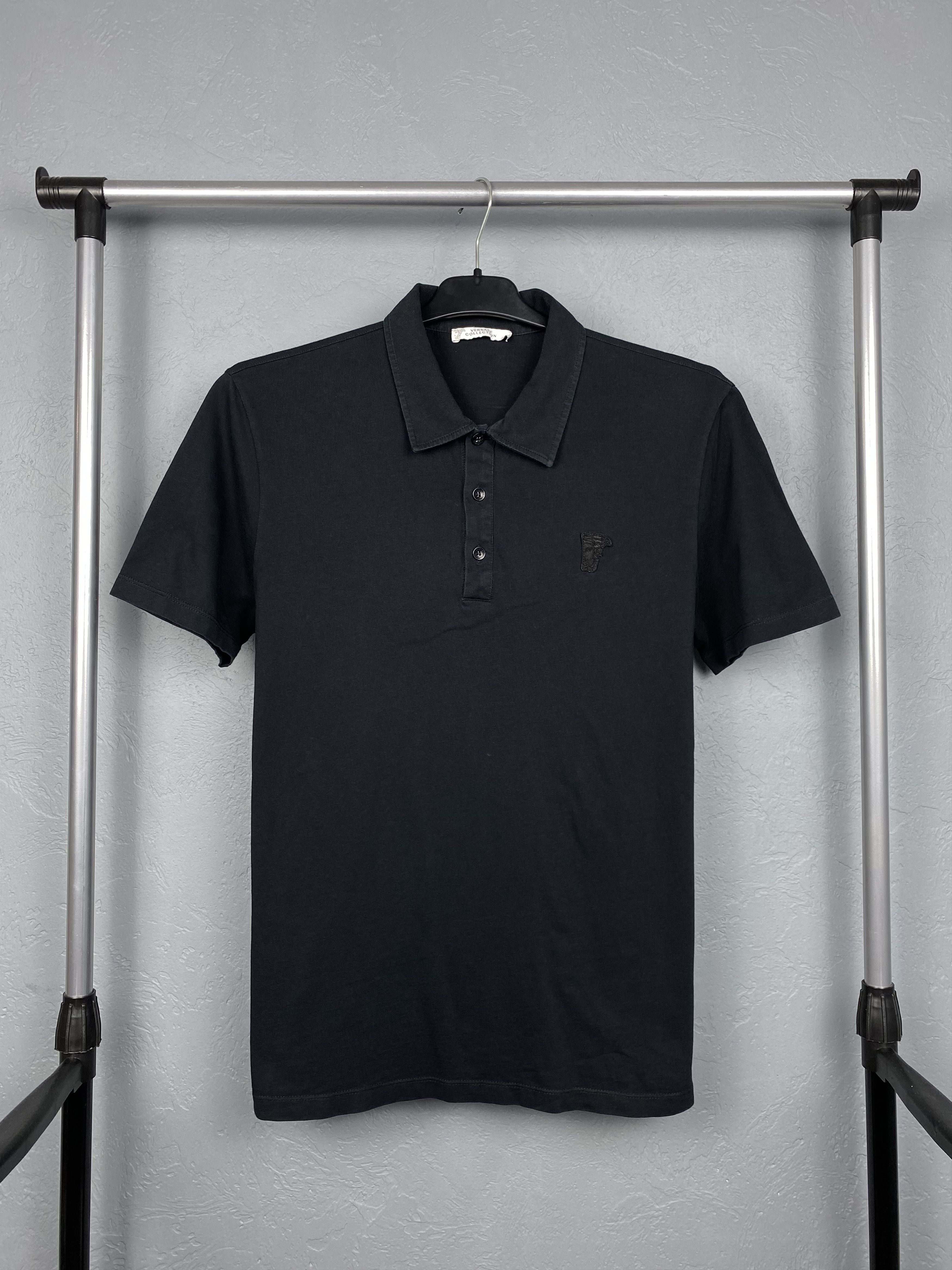 Versace × Versace Jeans Couture × Versus Versace Versace Collection Vintage Mens Medusa Logo Polo Shirt Size US L / EU 52-54 / 3 - 1 Thumbnail