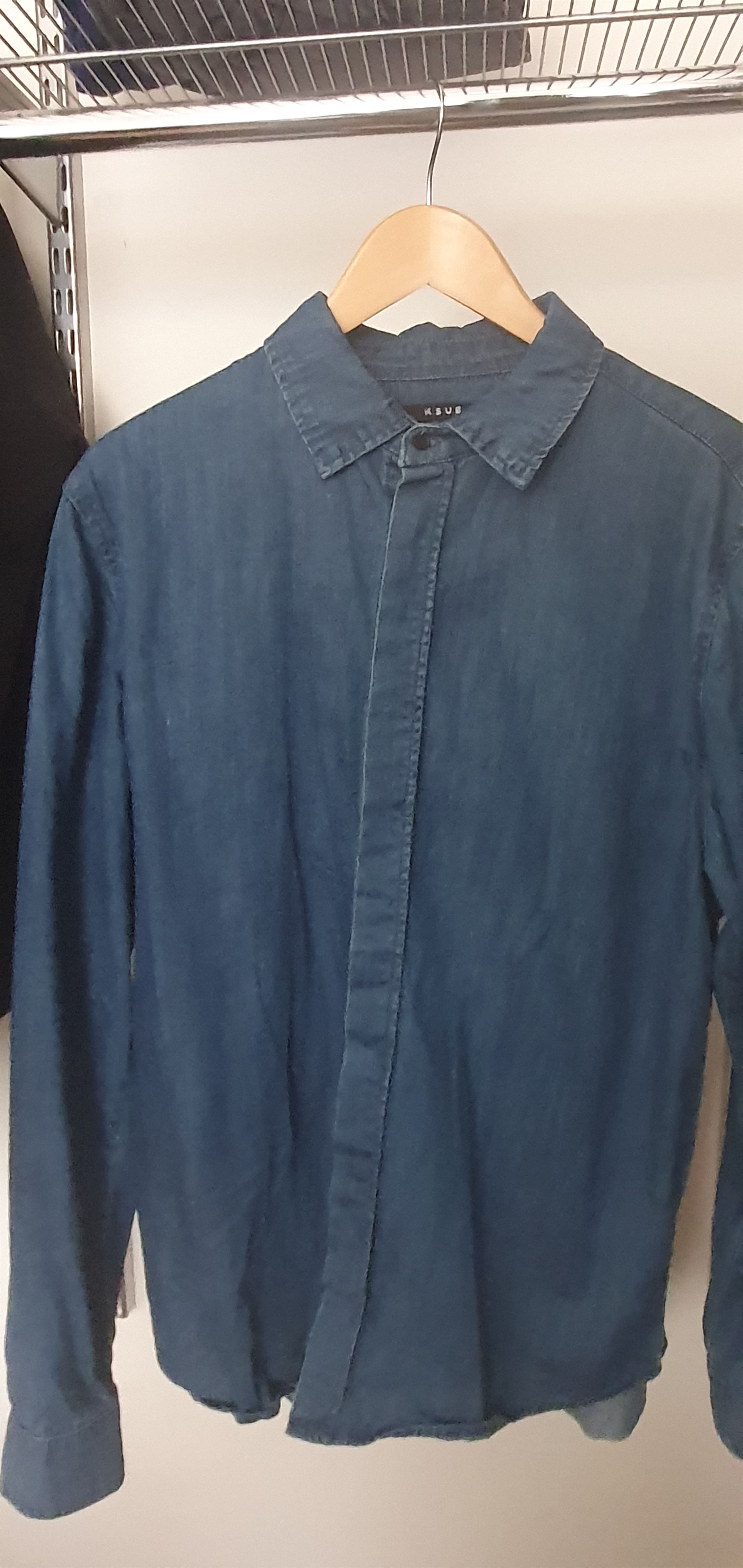 Ksubi Exit Dust Chambray Shirt Size US M / EU 48-50 / 2 - 4 Thumbnail