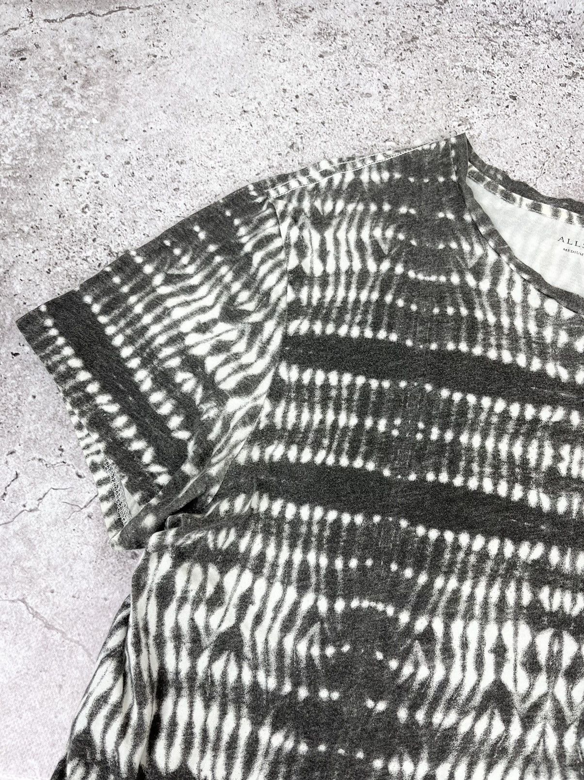 Allsaints Allsaints Folds SS Crew Abstraction T Shirt Size US M / EU 48-50 / 2 - 4 Thumbnail