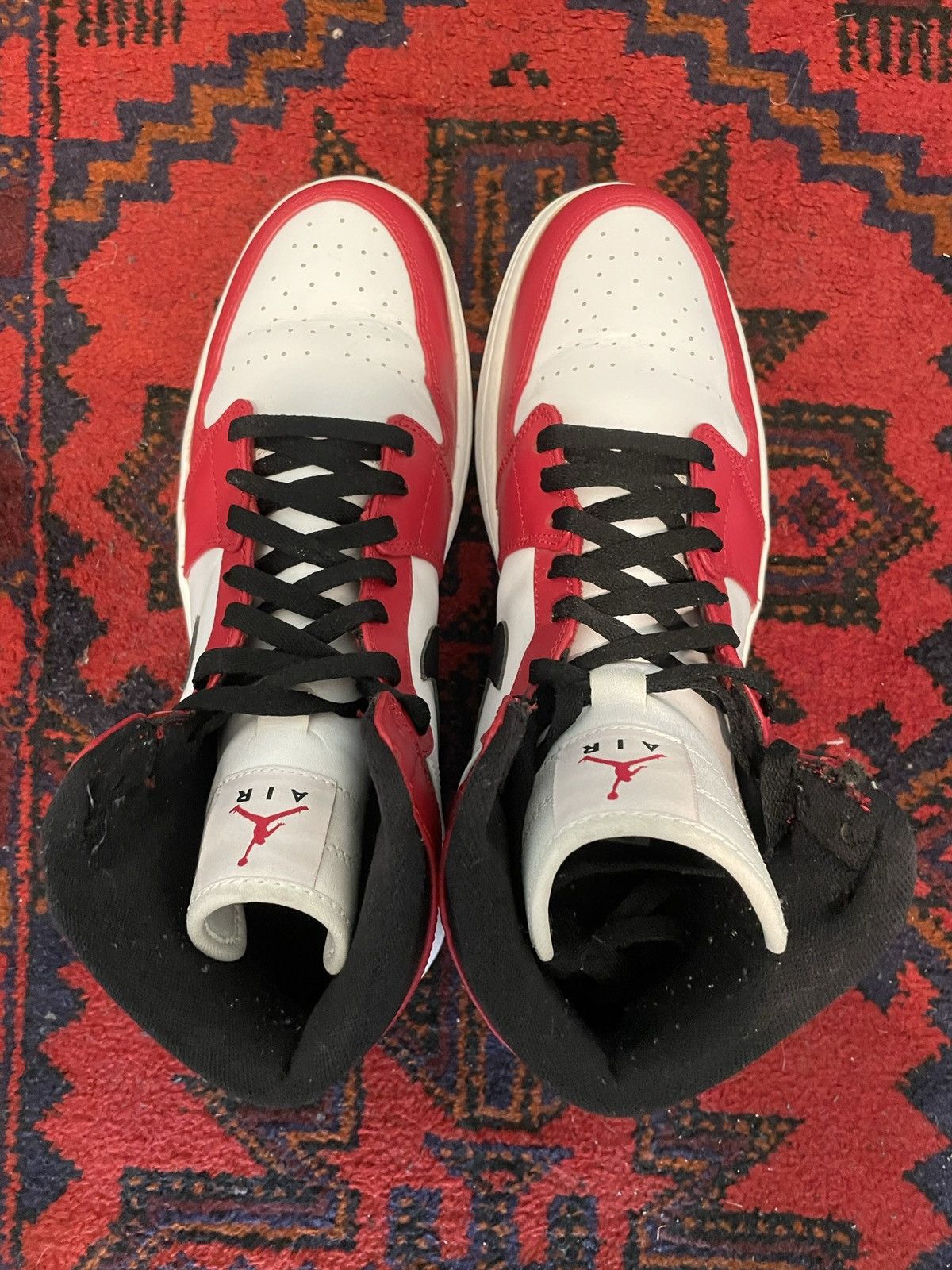 Jordan Brand Jordan 1 Retro Chicago (2013) Size US 11.5 / EU 44-45 - 5 Thumbnail