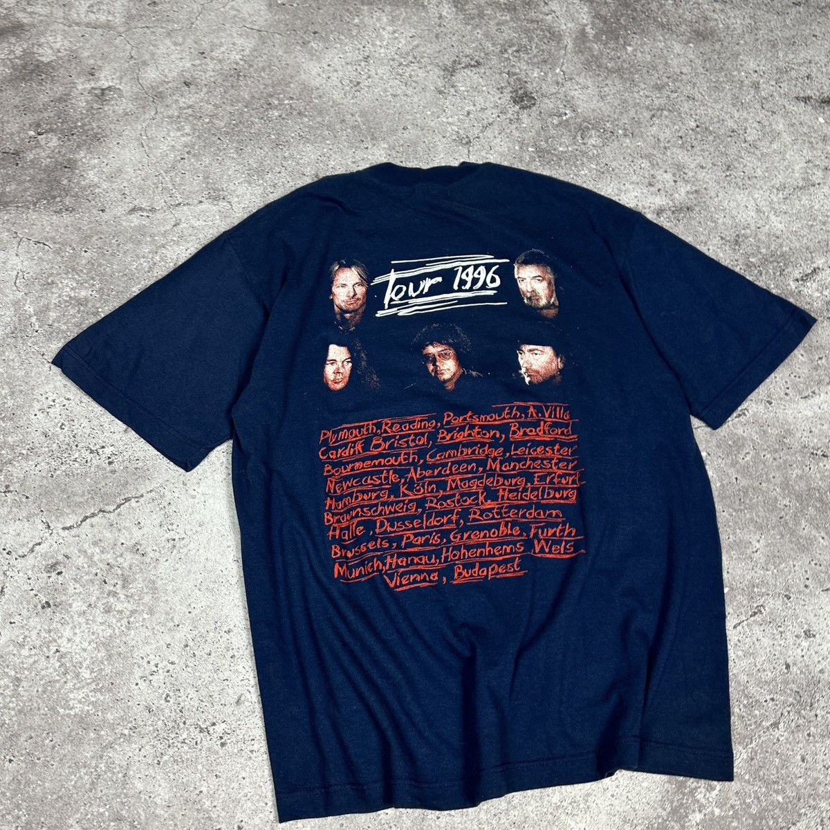Band Tees Vintage 90s Purpendicular World Tour tee Deep Purple rock Size US L / EU 52-54 / 3 - 6 Thumbnail