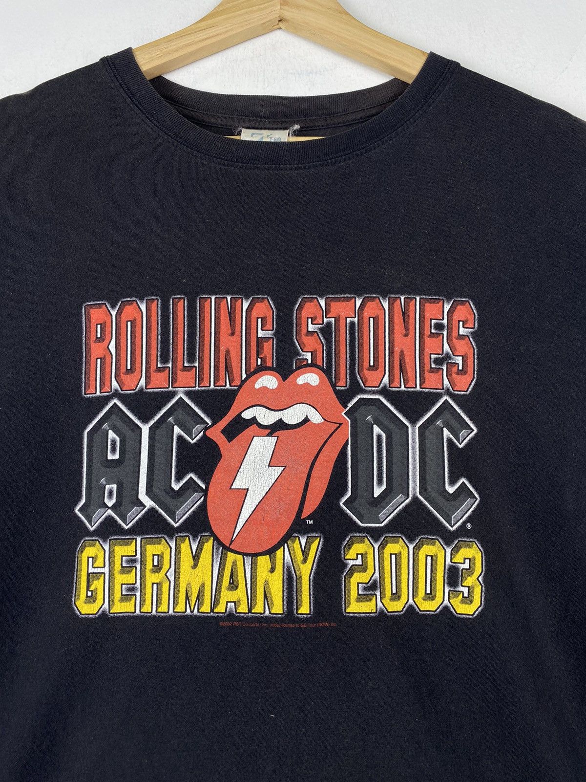Band Tees Vintage Rolling Stones & AcDc Germany 2003 Band Tees T Shirt Size US M / EU 48-50 / 2 - 3 Thumbnail