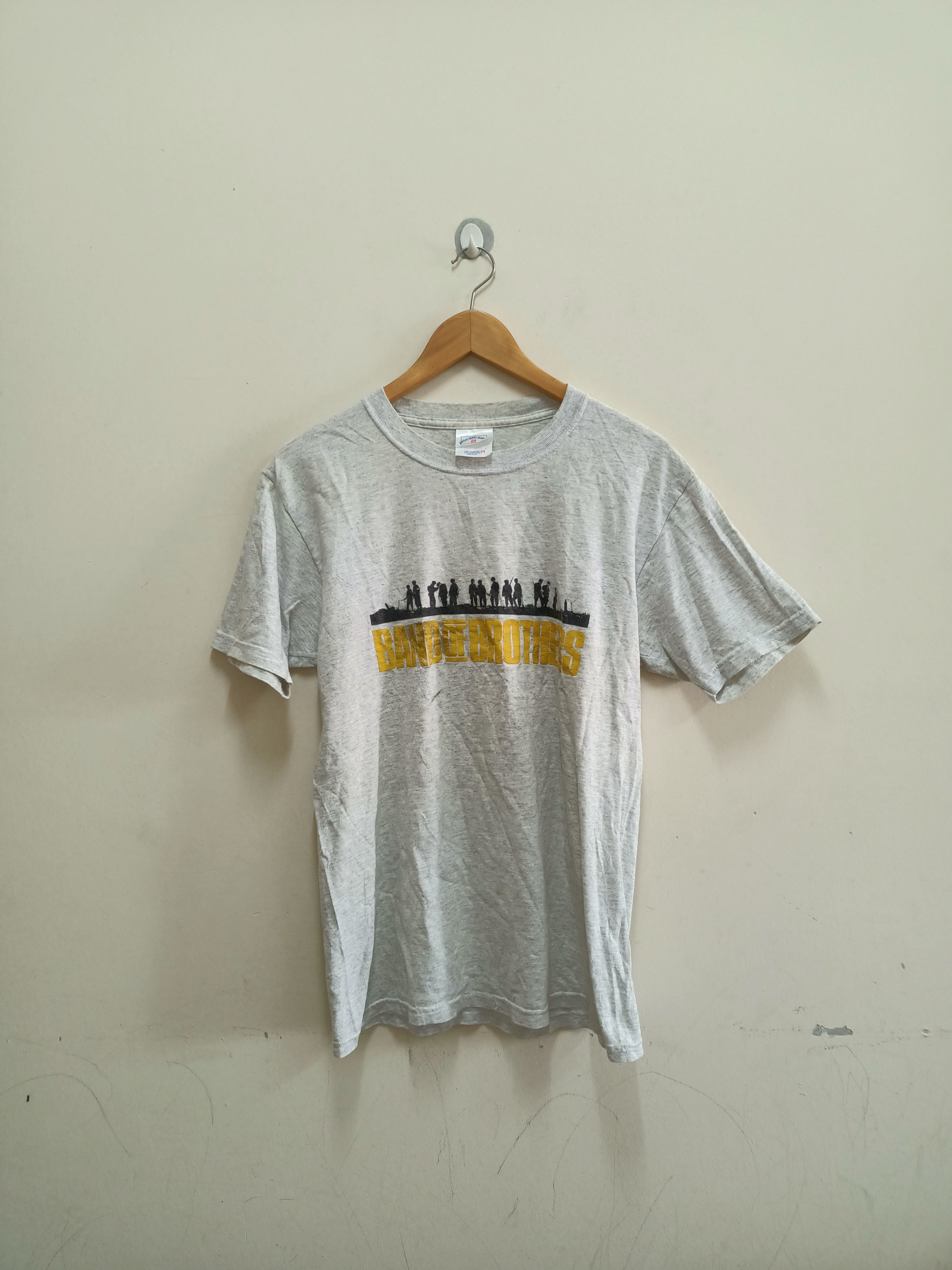 Vintage Vintage Band of Brothers movie t-shirt Size US M / EU 48-50 / 2 - 1 Thumbnail