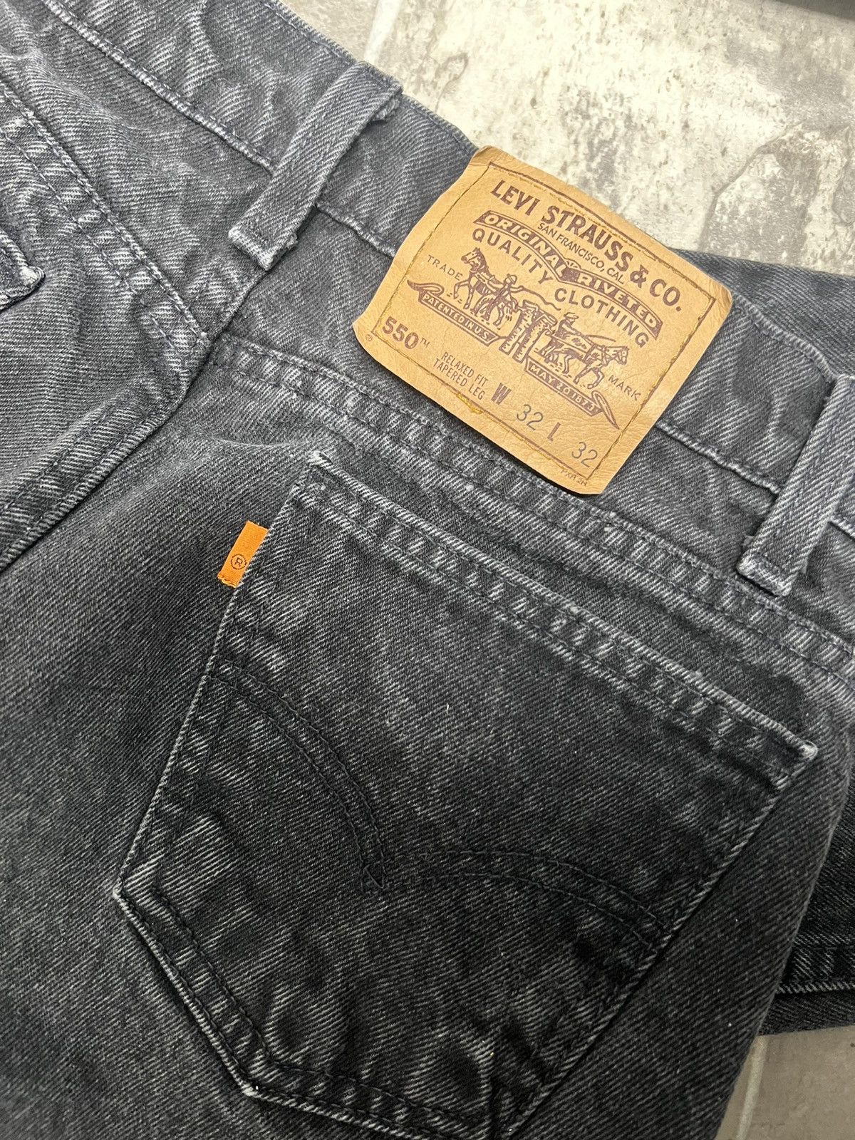 Levi's × Vintage Vintage Levi’s 550 Orange Tab’s Faded Black - 1990 Size US 32 / EU 48 - 3 Thumbnail