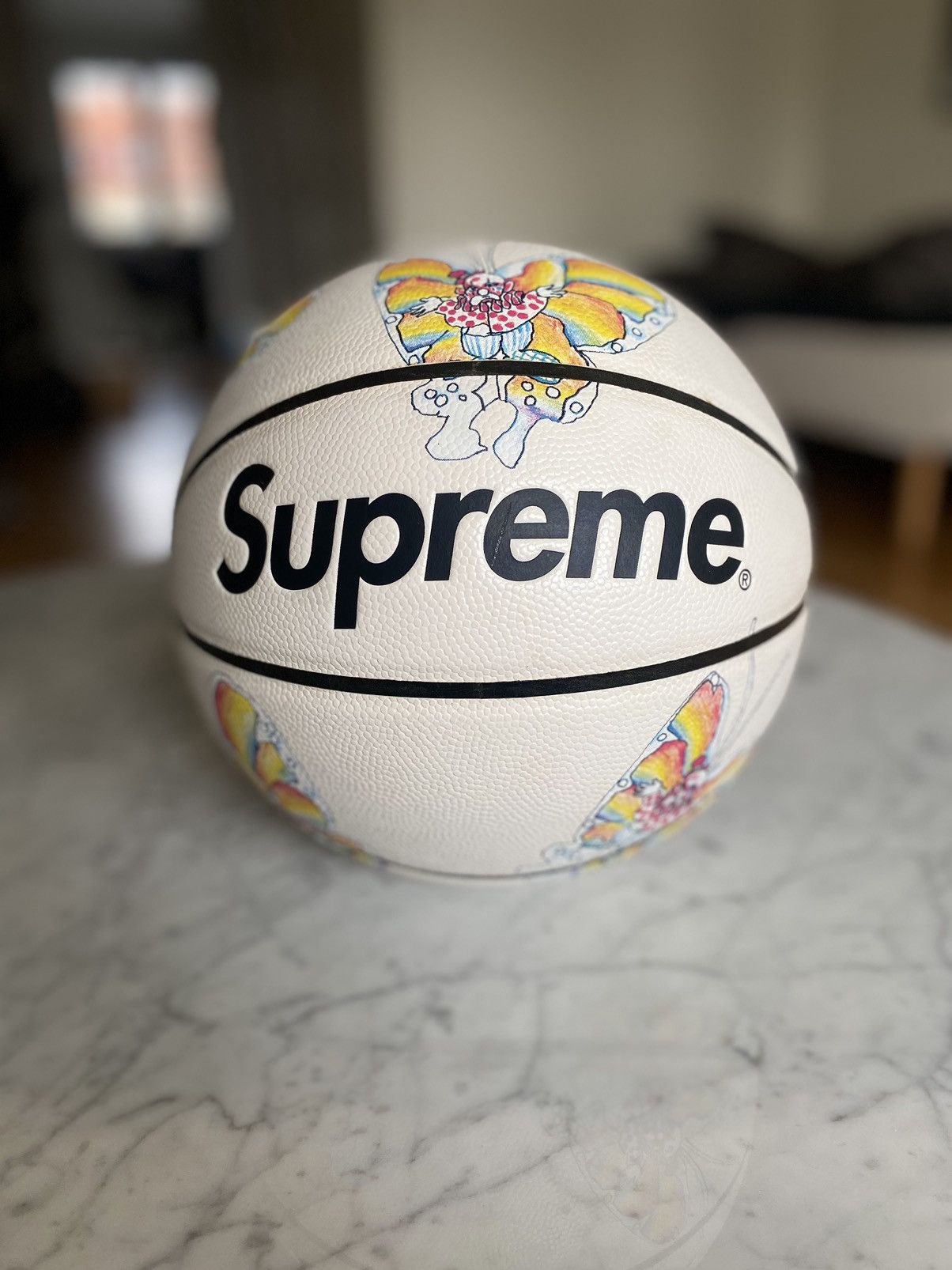 supreme Gonz Butterfly Basketball 新品 Supreme Gonz Butterfly Spalding Basketball White SS16 BRAND