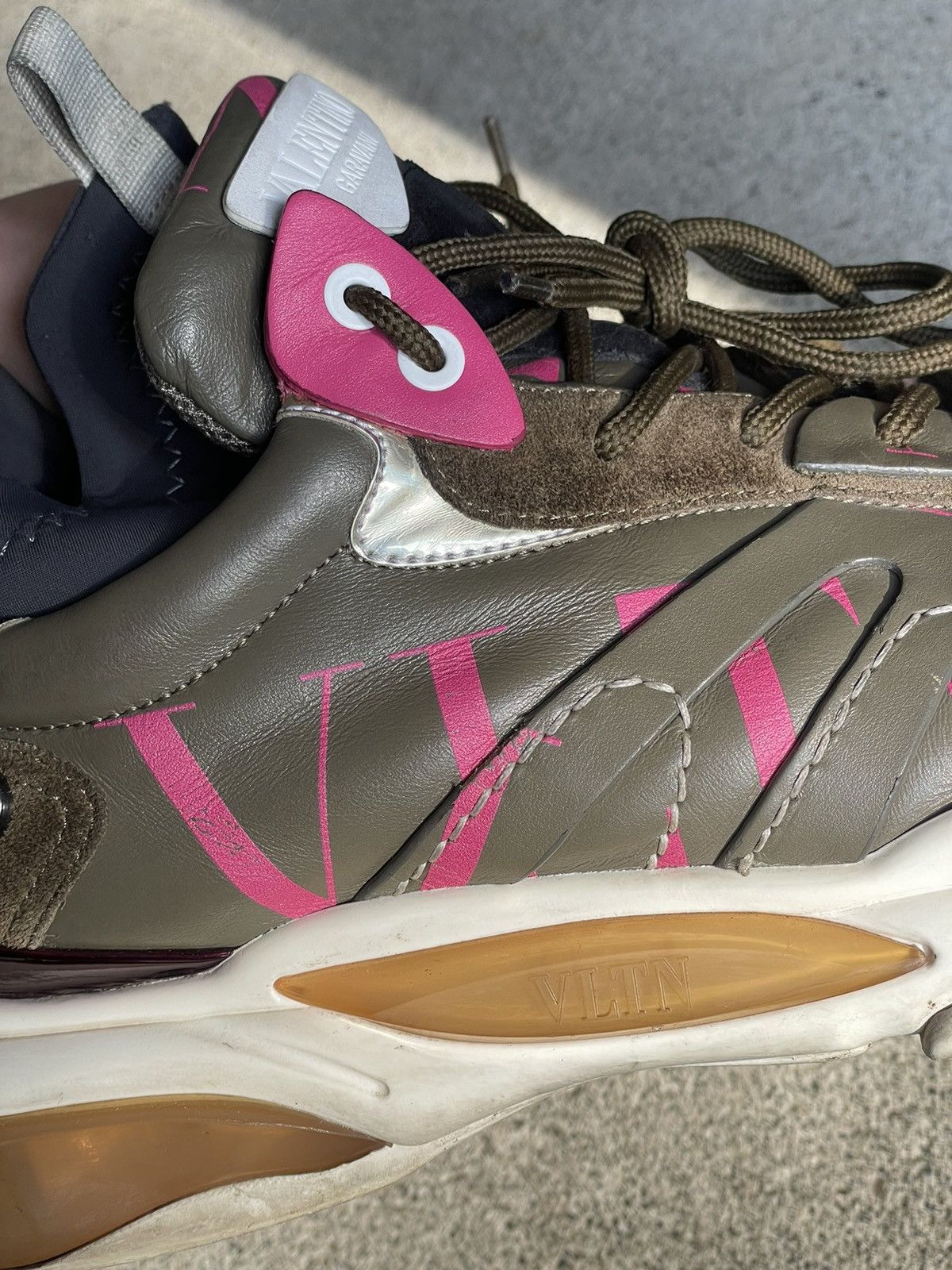 Valentino Valentino Bounce Runner Size US 11 / EU 44 - 15 Thumbnail