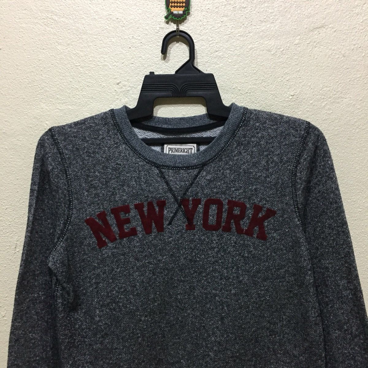 Other PRIMERIGHT Long Sleeve NEW YORK spellout size L fits M Size US M / EU 48-50 / 2 - 5 Thumbnail