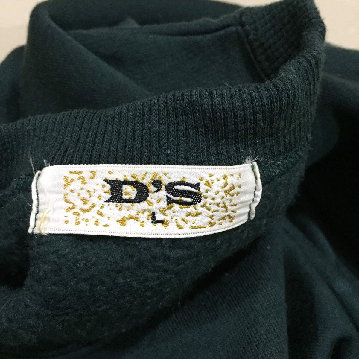 Japanese Brand × Vintage D’S Sweatshirt CLUB spellout Big Logo size L fits M Size US M / EU 48-50 / 2 - 7 Thumbnail