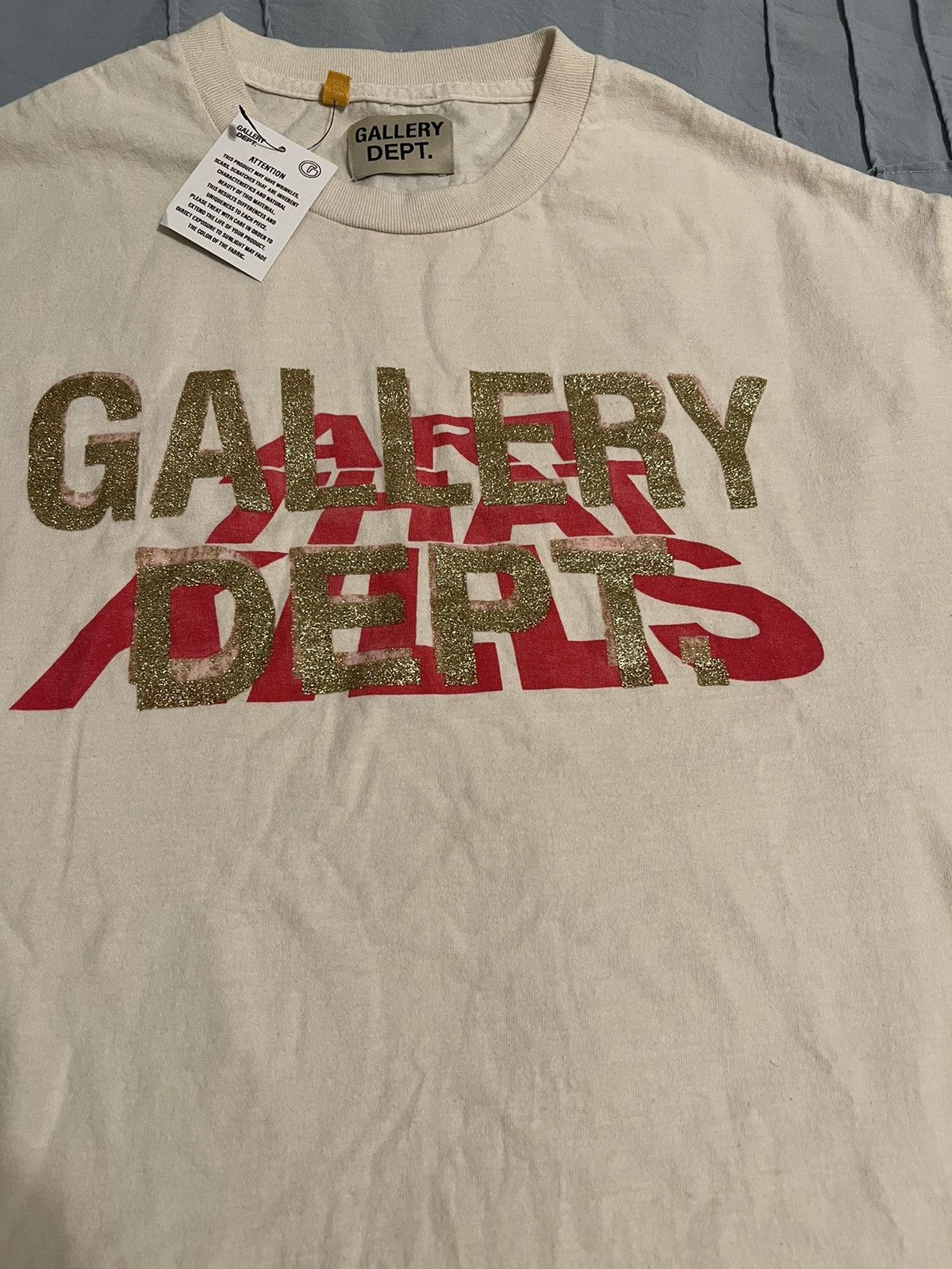 GALLERY DEPT PAINTED GLITTER PRINT SHORT shops SLEEVE