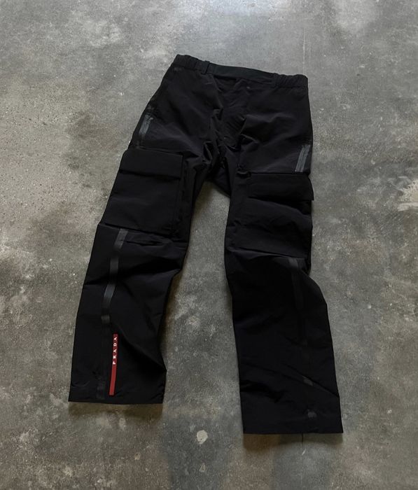 Prada linea outlet rossa pants