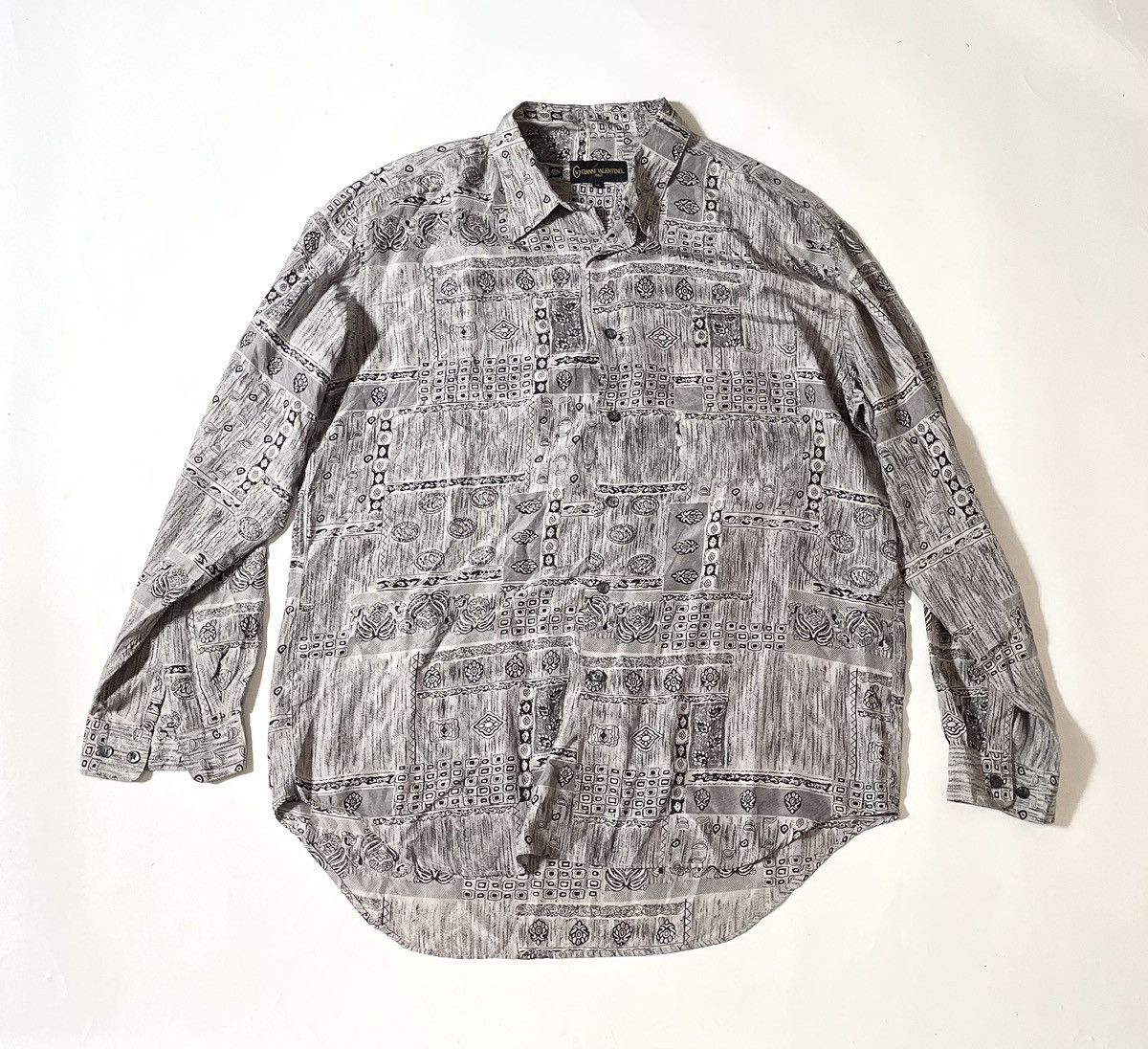 Vintage gianni valentino flowy abstract silk button up shirt