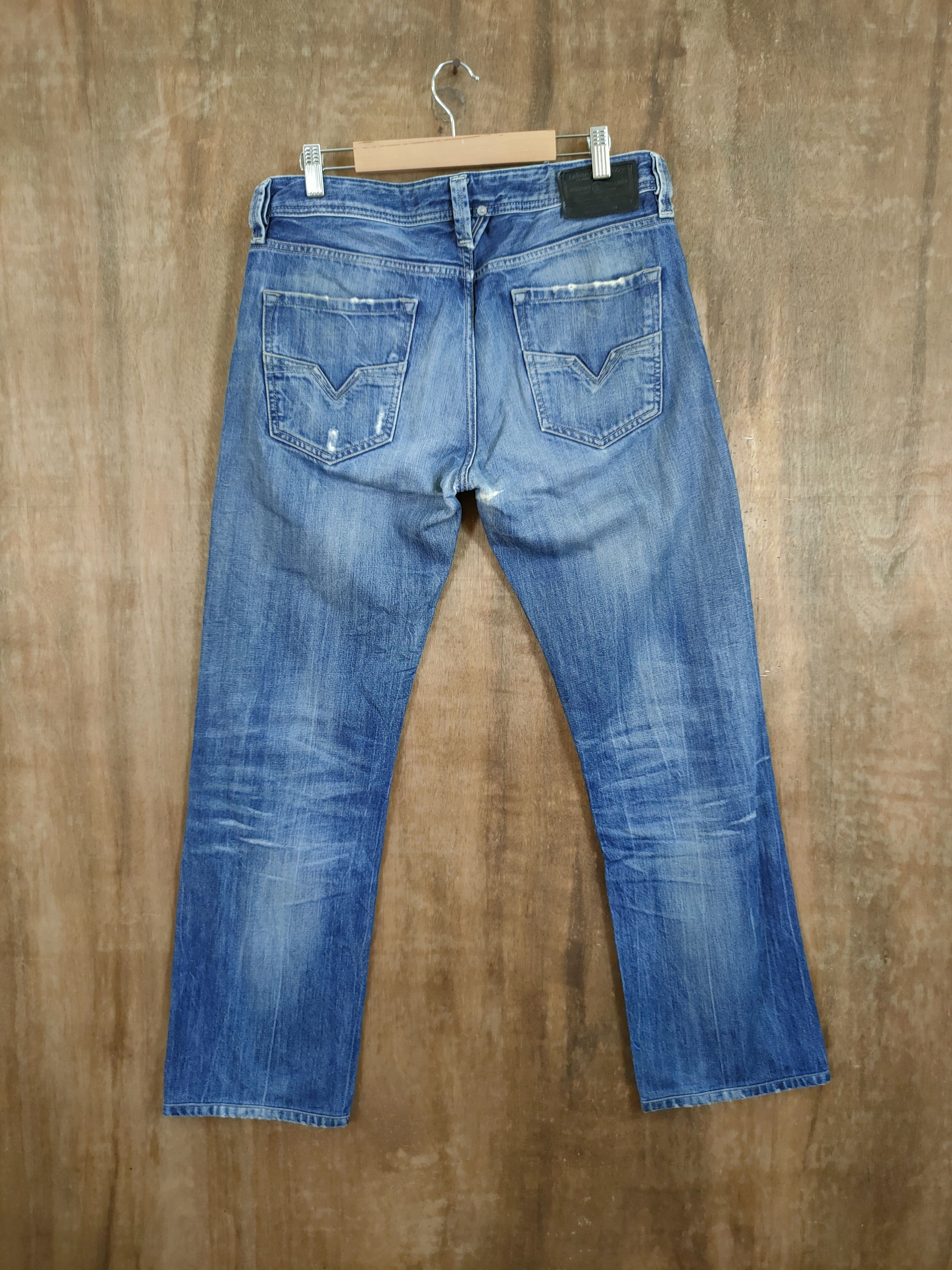 Diesel Diesel Larkee streetwear distressed denim pants #46-899 Size US 31 - 7 Thumbnail
