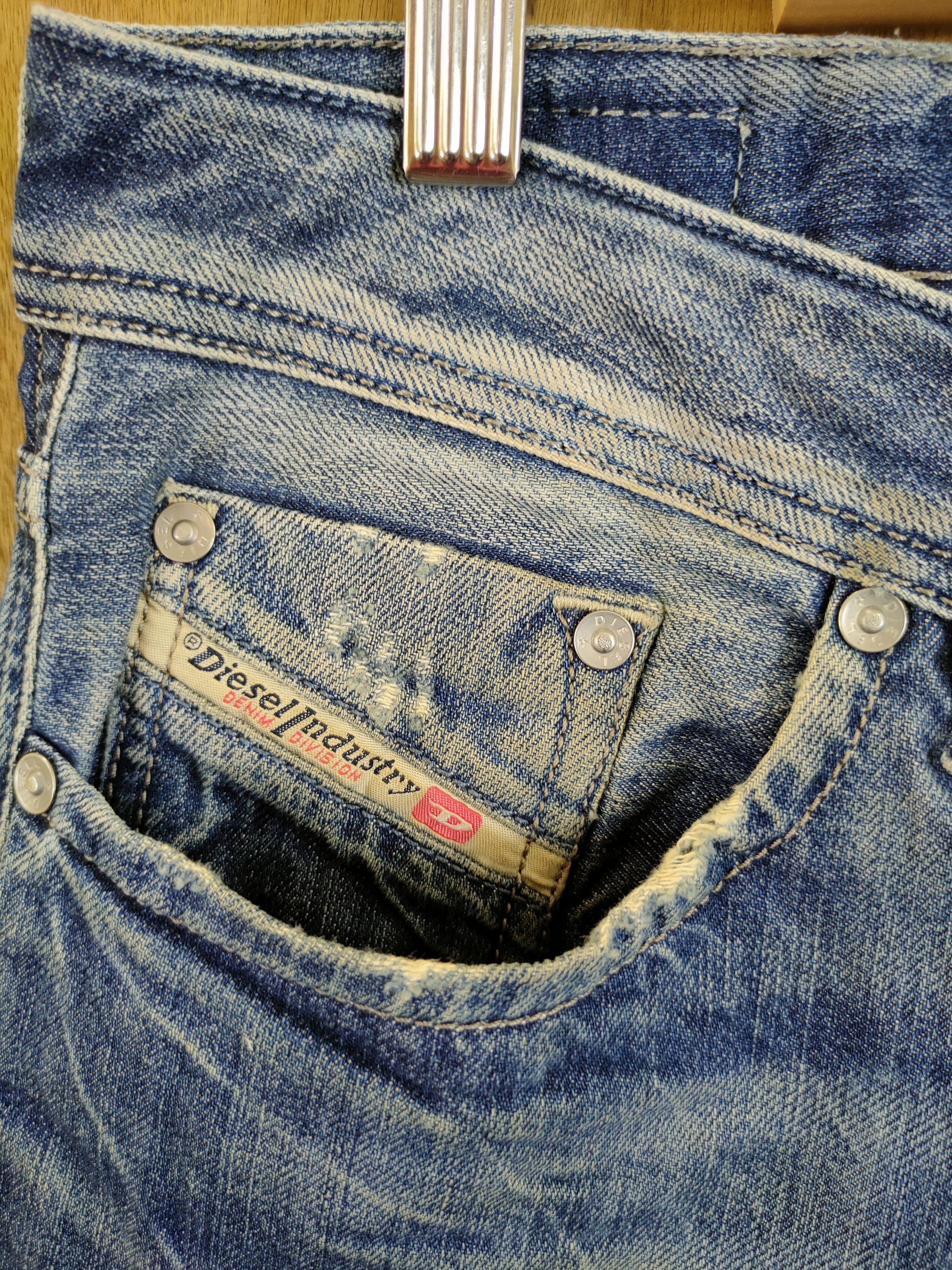 Diesel Diesel Larkee streetwear distressed denim pants #46-899 Size US 31 - 5 Thumbnail