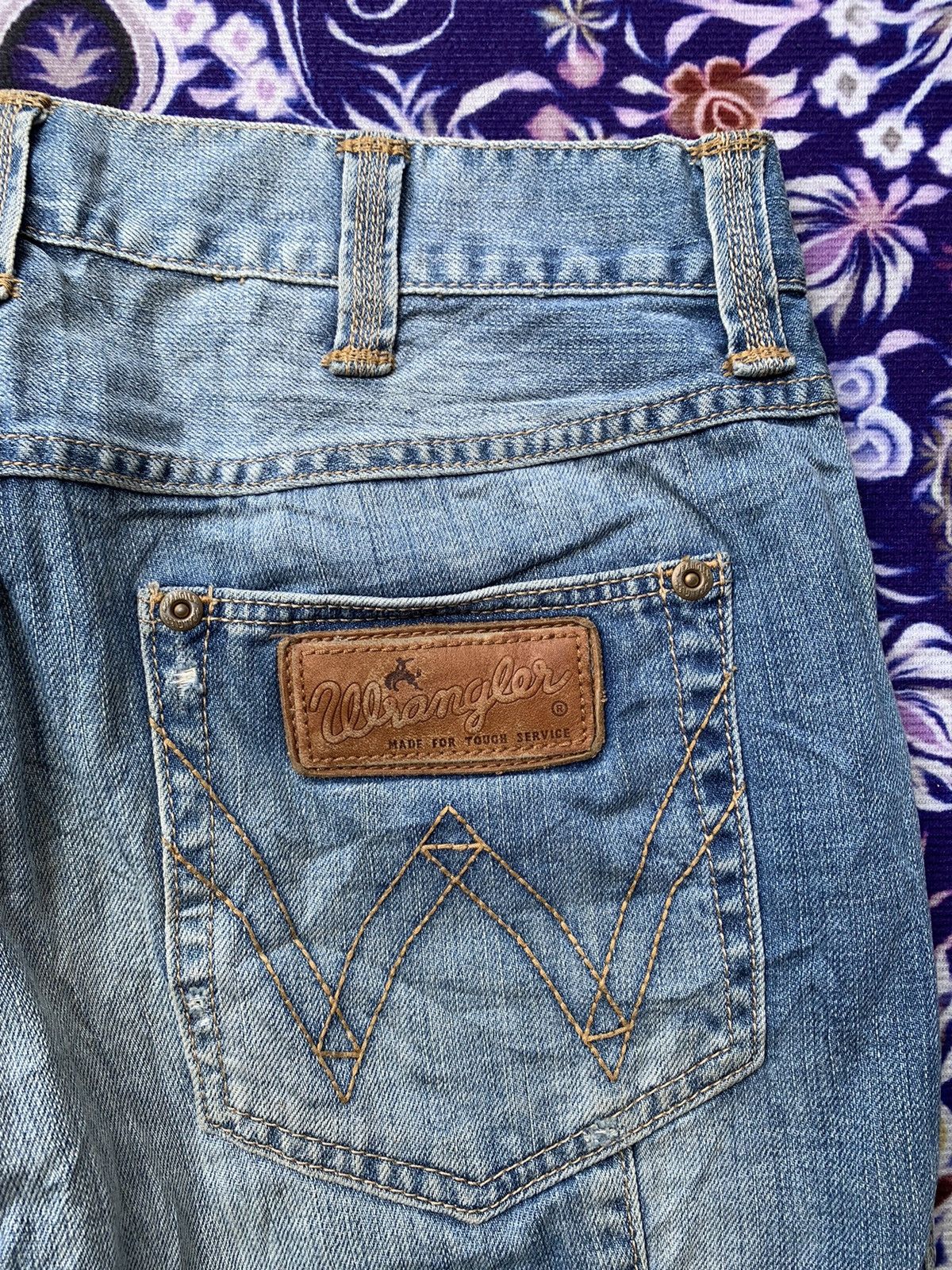 Wrangler Rare Vintage Wrangler Faded Wash Denim Size US 33 - 8 Thumbnail