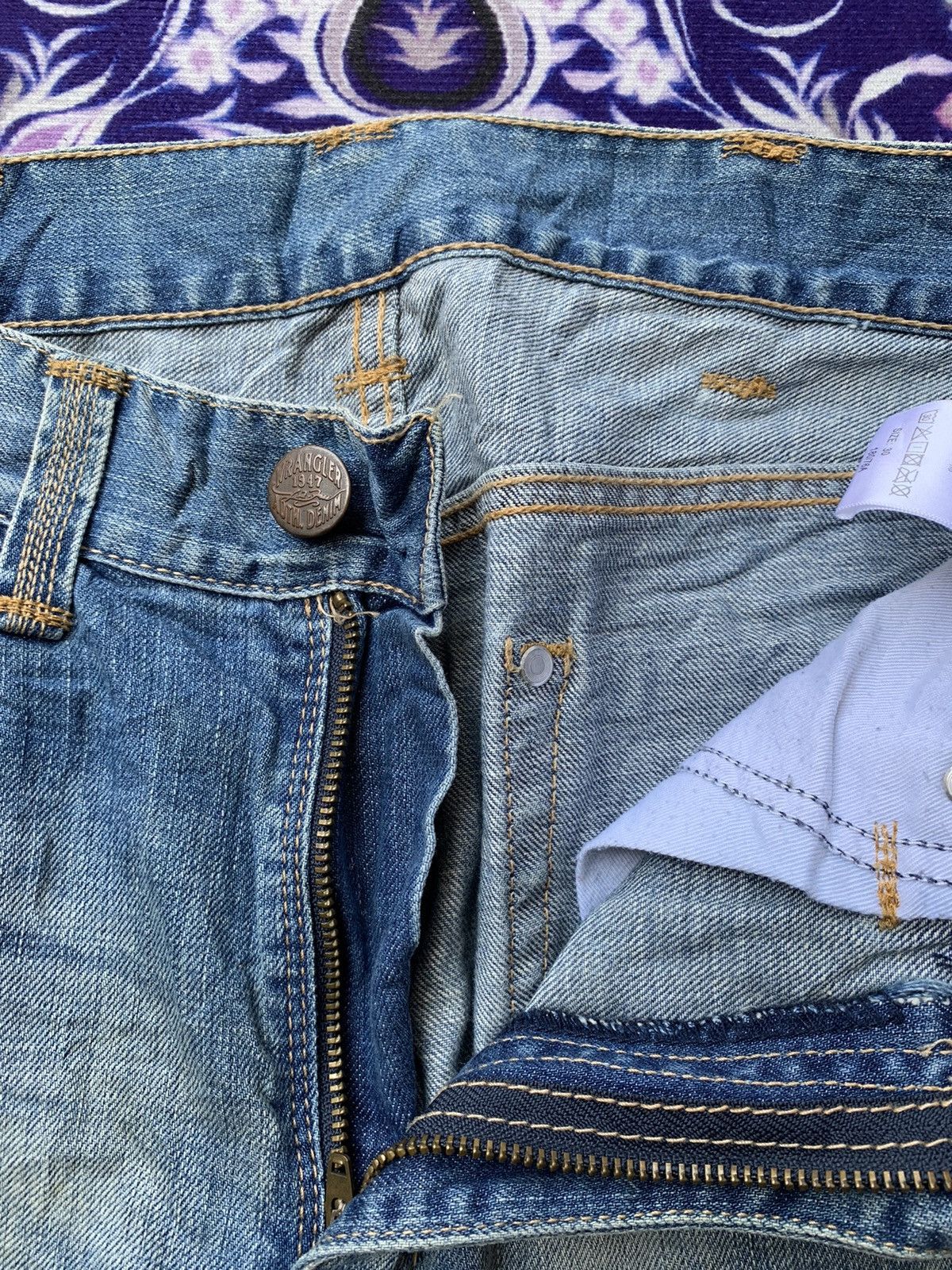Wrangler Rare Vintage Wrangler Faded Wash Denim Size US 33 - 5 Thumbnail