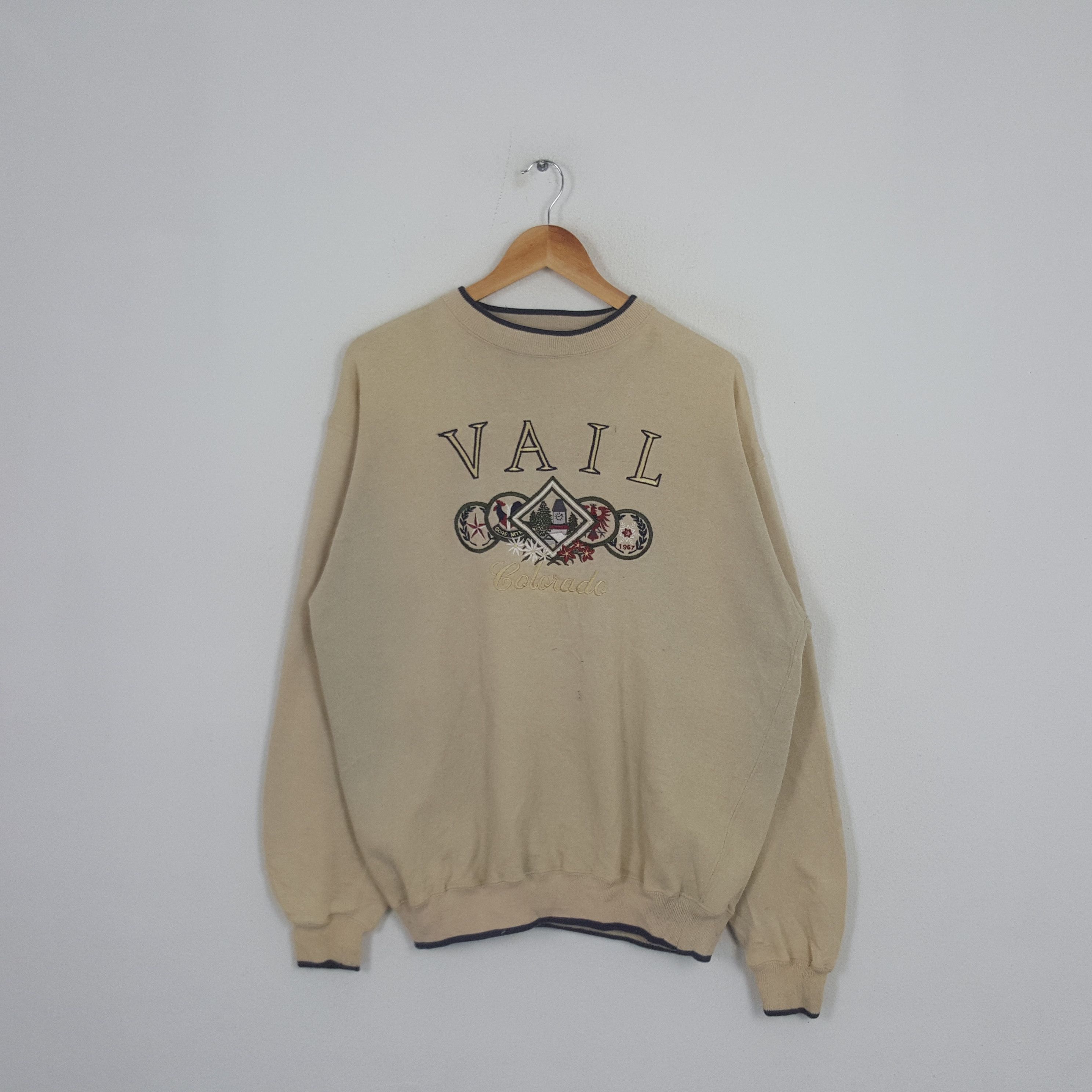 Vintage Vail Municipality Embroidery Design Sweatshirt
