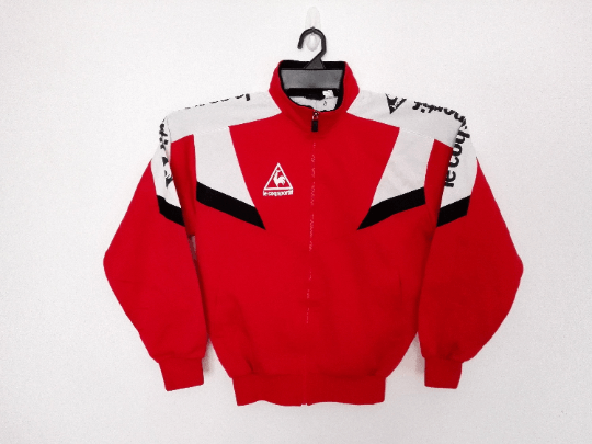 Le Coq Sportif Vintage Le Coq Sportif Red Jacket Size US M / EU 48-50 / 2 - 1 Thumbnail