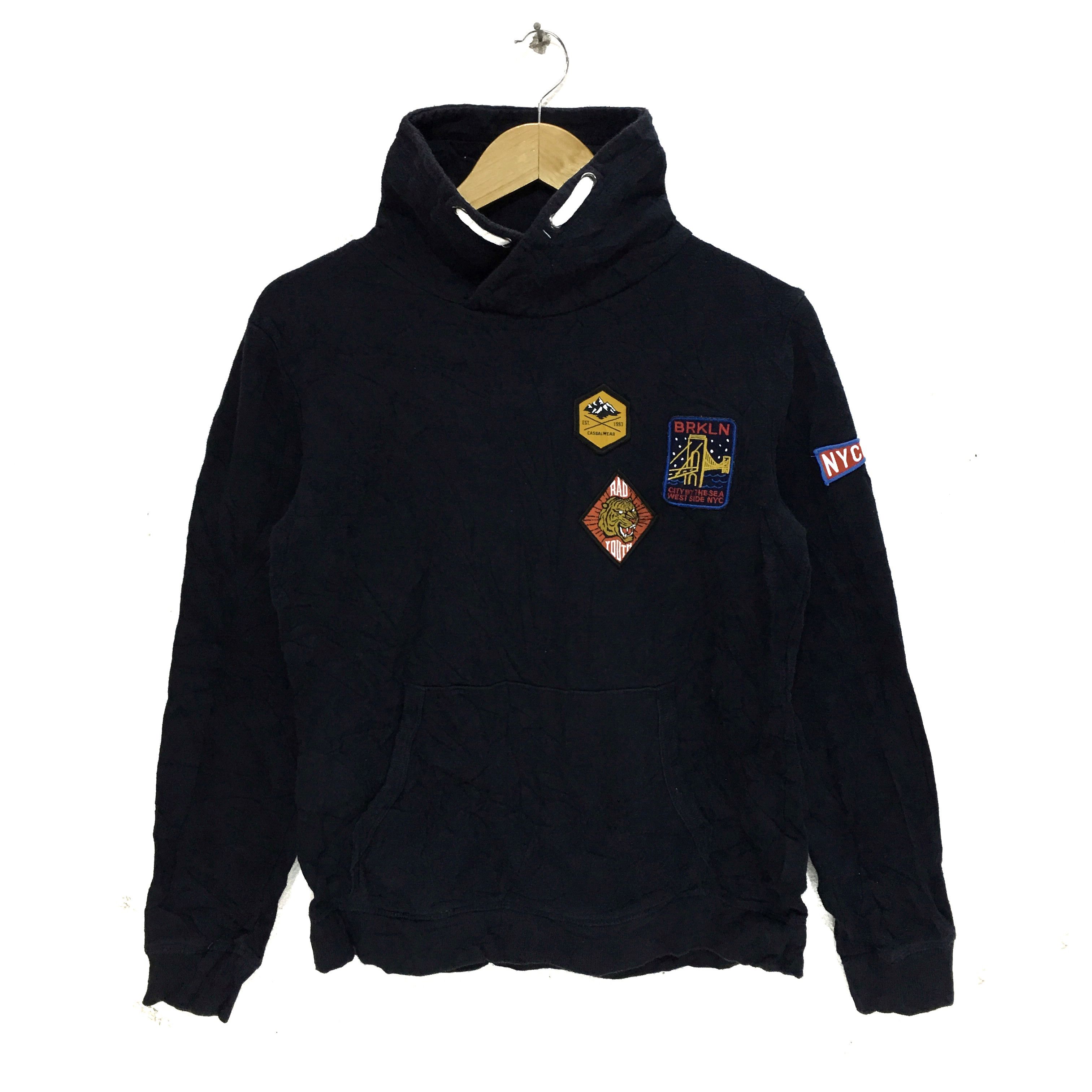 H&M Vtg H&M BRKLN NYC 1985 Sweater Jacket Logo Embroidery Size M / US 6-8 / IT 42-44 - 1 Thumbnail