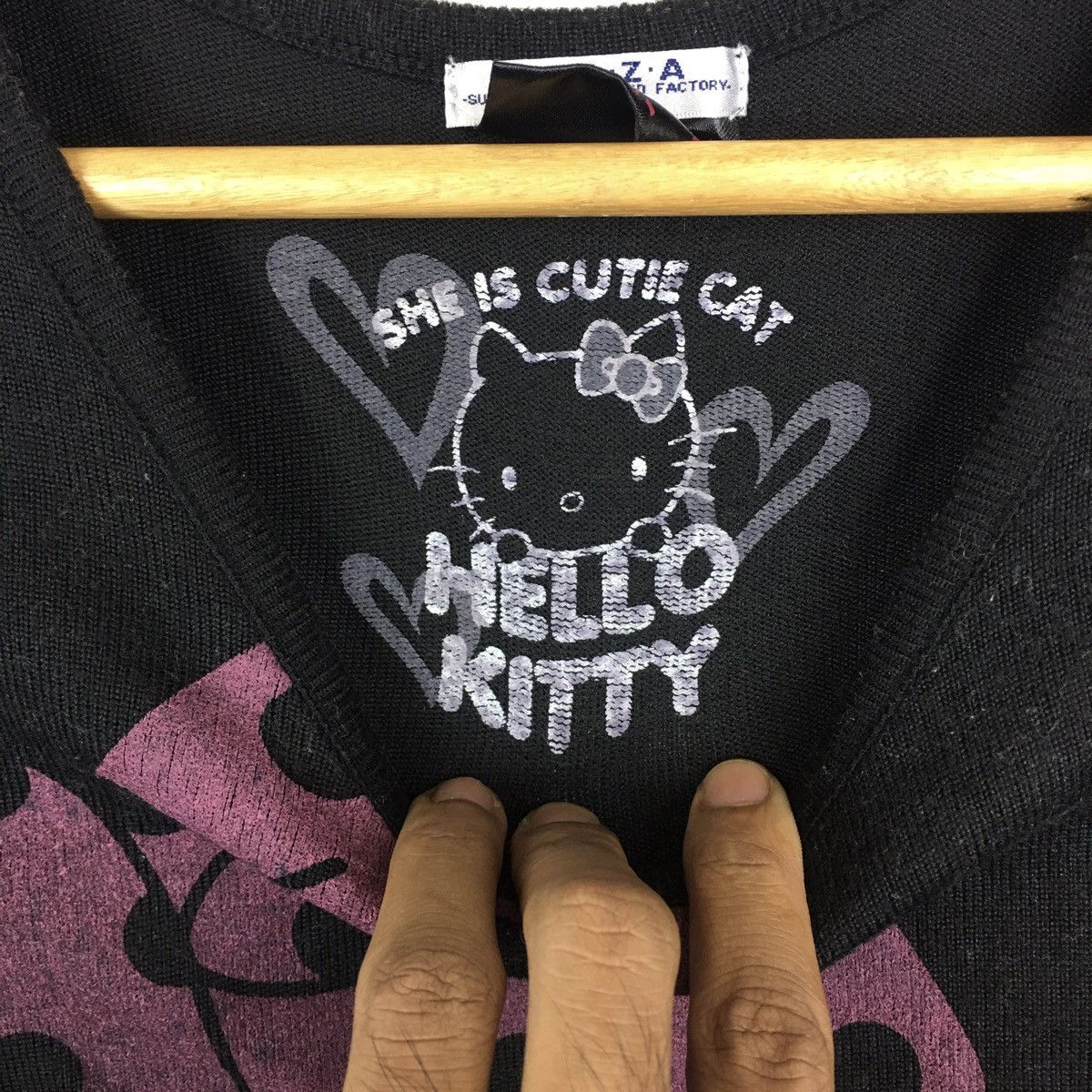 Japanese Brand × Vintage Vtg HELLO KITTY SANRIO Cartoon Anime Big Logo Sweater Size M / US 6-8 / IT 42-44 - 4 Thumbnail