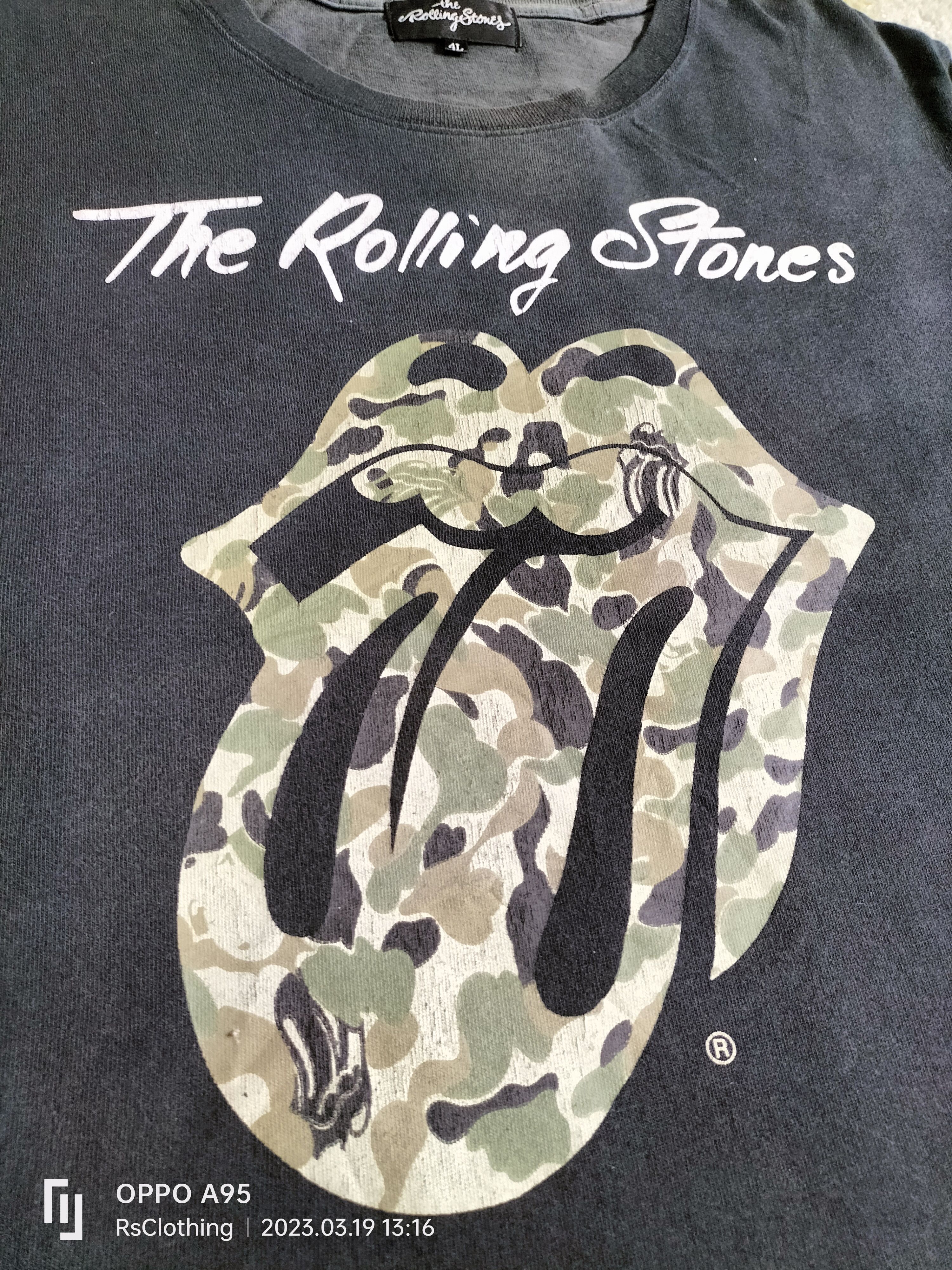Rolling stones Camo Lip