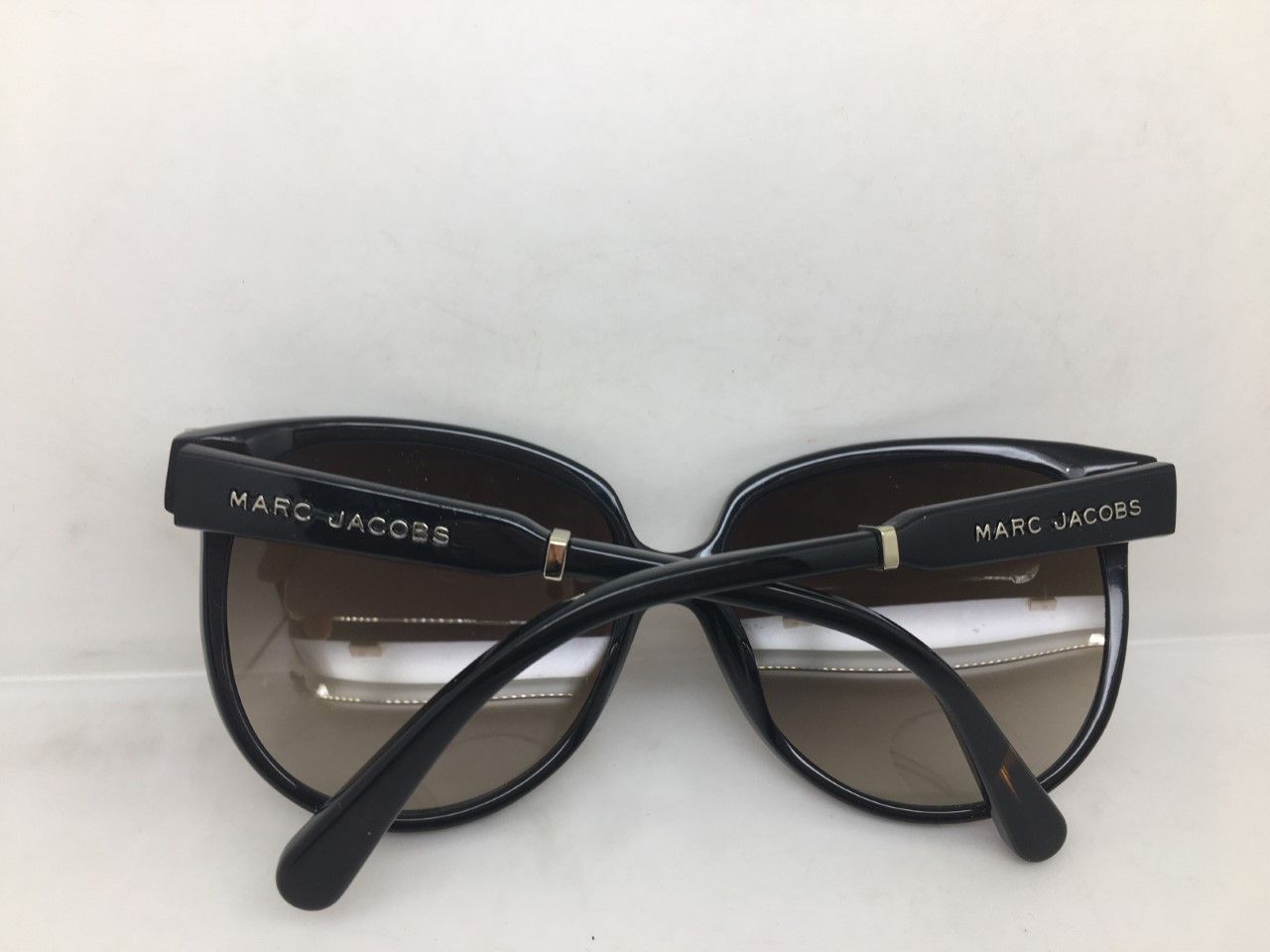 Marc Jacobs MOD MARC JACOBS OVERSIZE RUNWAY SHOW MODEL DIVA SUNGLASSES Size ONE SIZE - 4 Thumbnail
