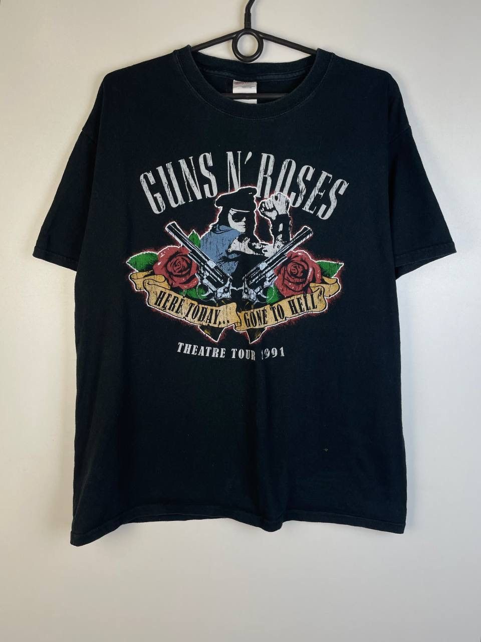 Guess Guns N Roses vintage t-shirt size L Size US L / EU 52-54 / 3 - 1 Thumbnail